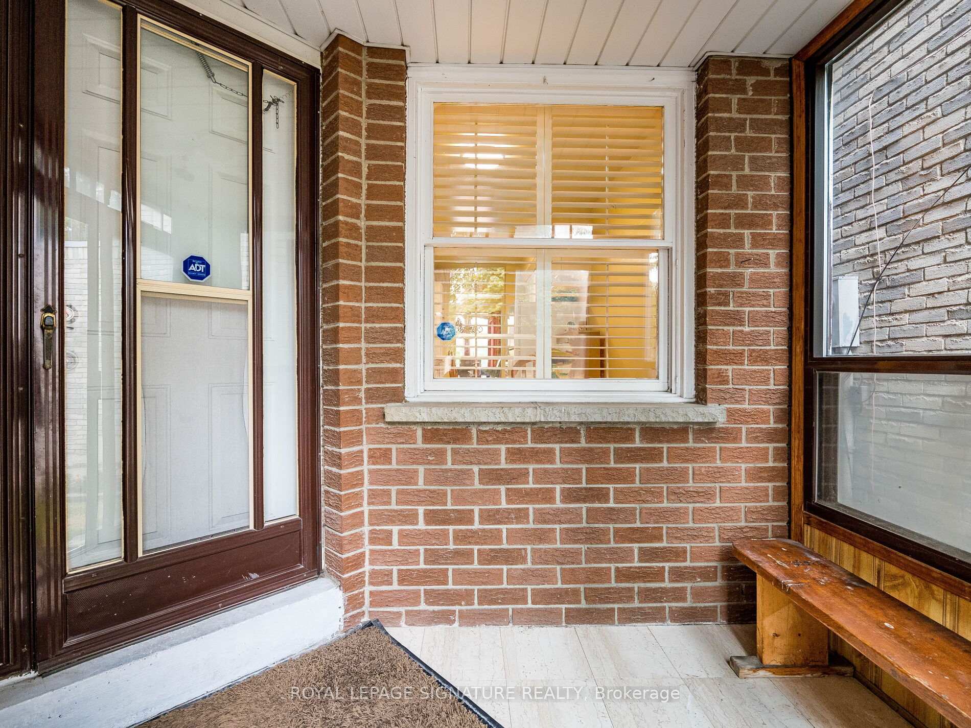 Photo 4 of 69 New Seabury Drive, Vaughan, Glen Shields — HOMEH