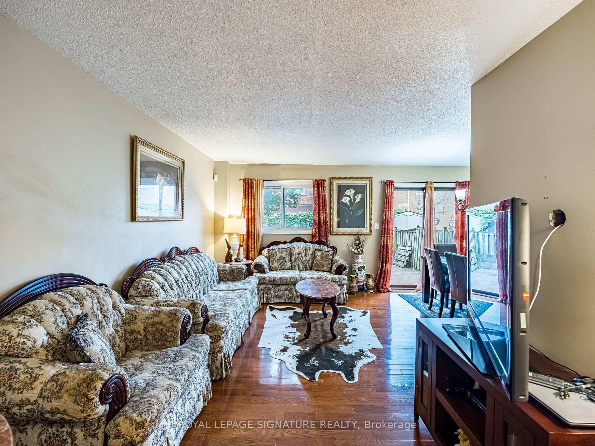 Photo 5 of 69 New Seabury Drive, Vaughan, Glen Shields — HOMEH