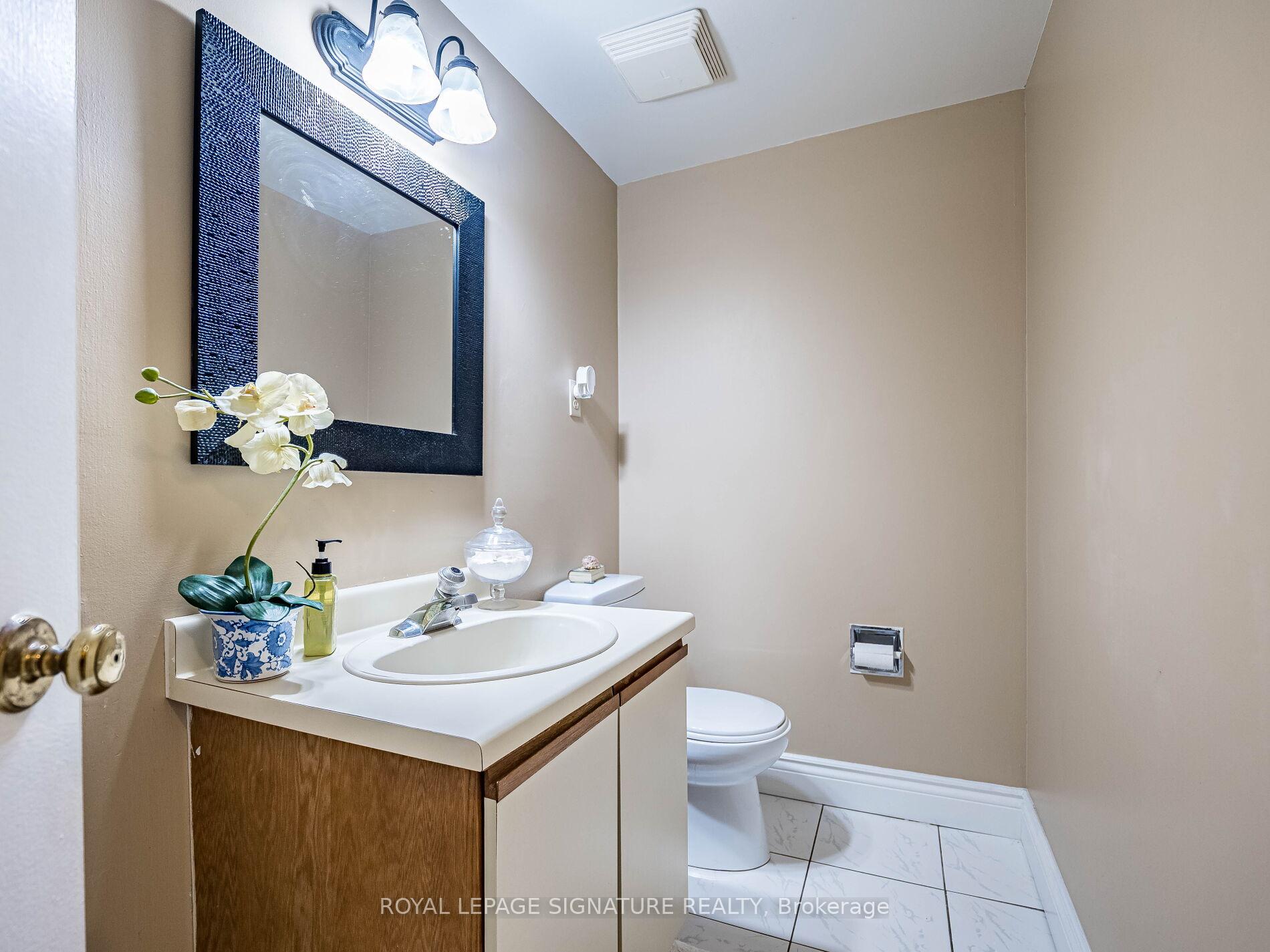 Photo 12 of 69 New Seabury Drive, Vaughan, Glen Shields — HOMEH