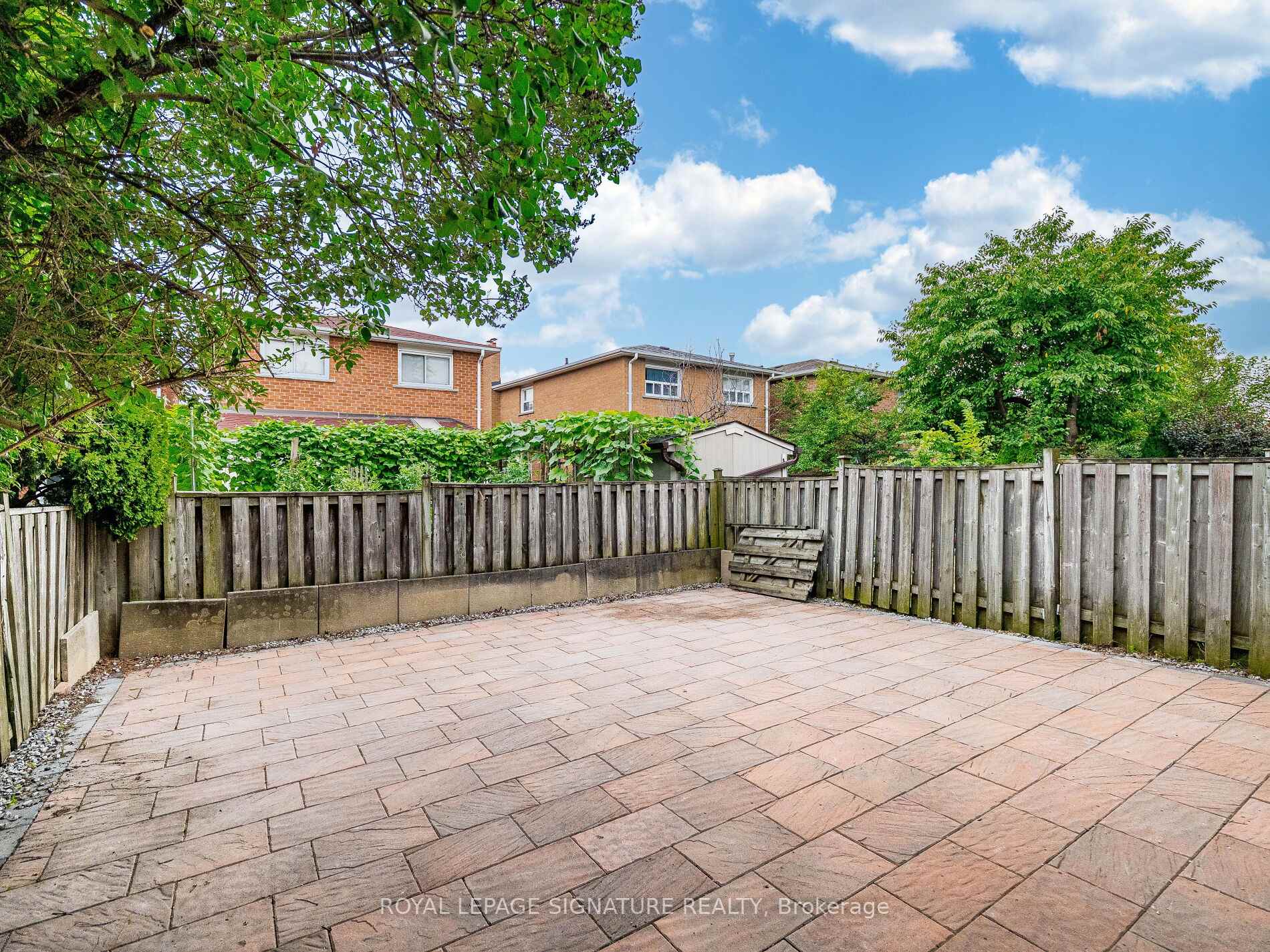 Photo 27 of 69 New Seabury Drive, Vaughan, Glen Shields — HOMEH