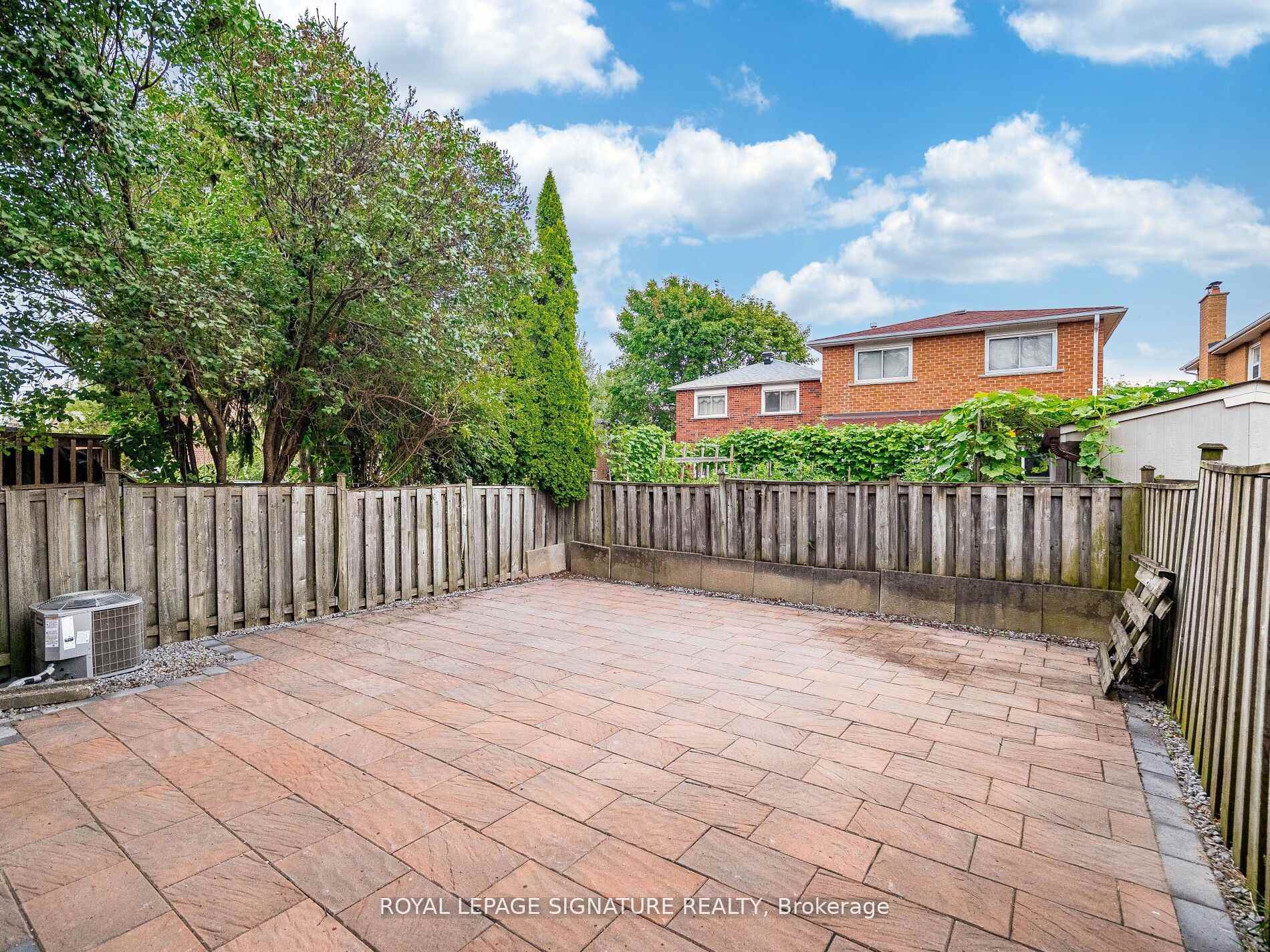 Photo 29 of 69 New Seabury Drive, Vaughan, Glen Shields — HOMEH