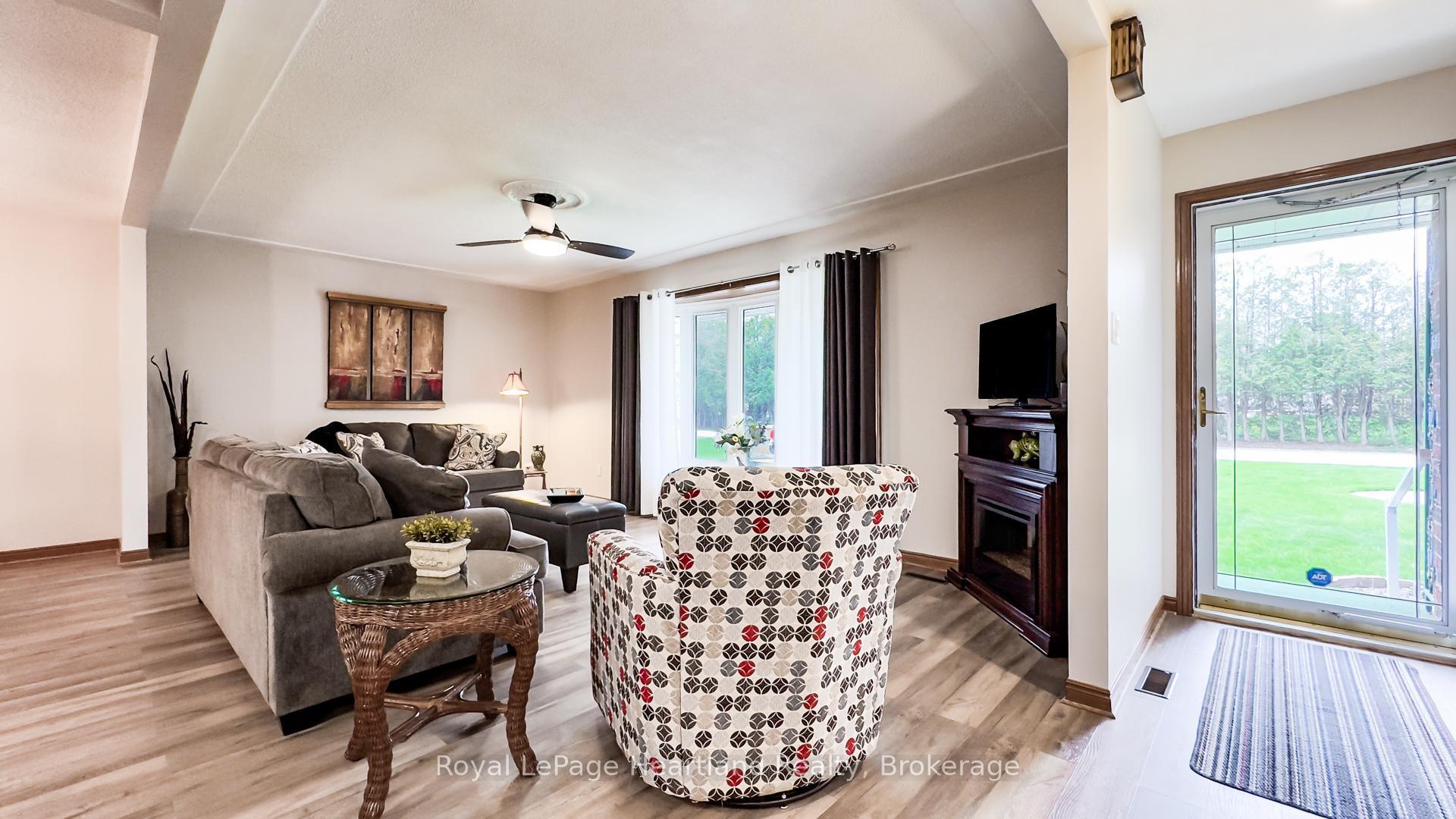 Photo 3 of 33980 Moore Court, Bluewater, Hay — HOMEH