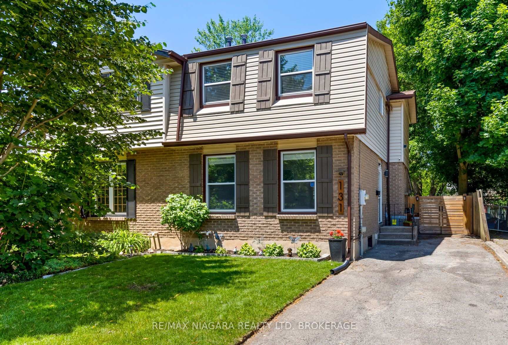 Photo 1 of 131 Chapel Hill Crescent, Welland, N. Welland — HOMEH