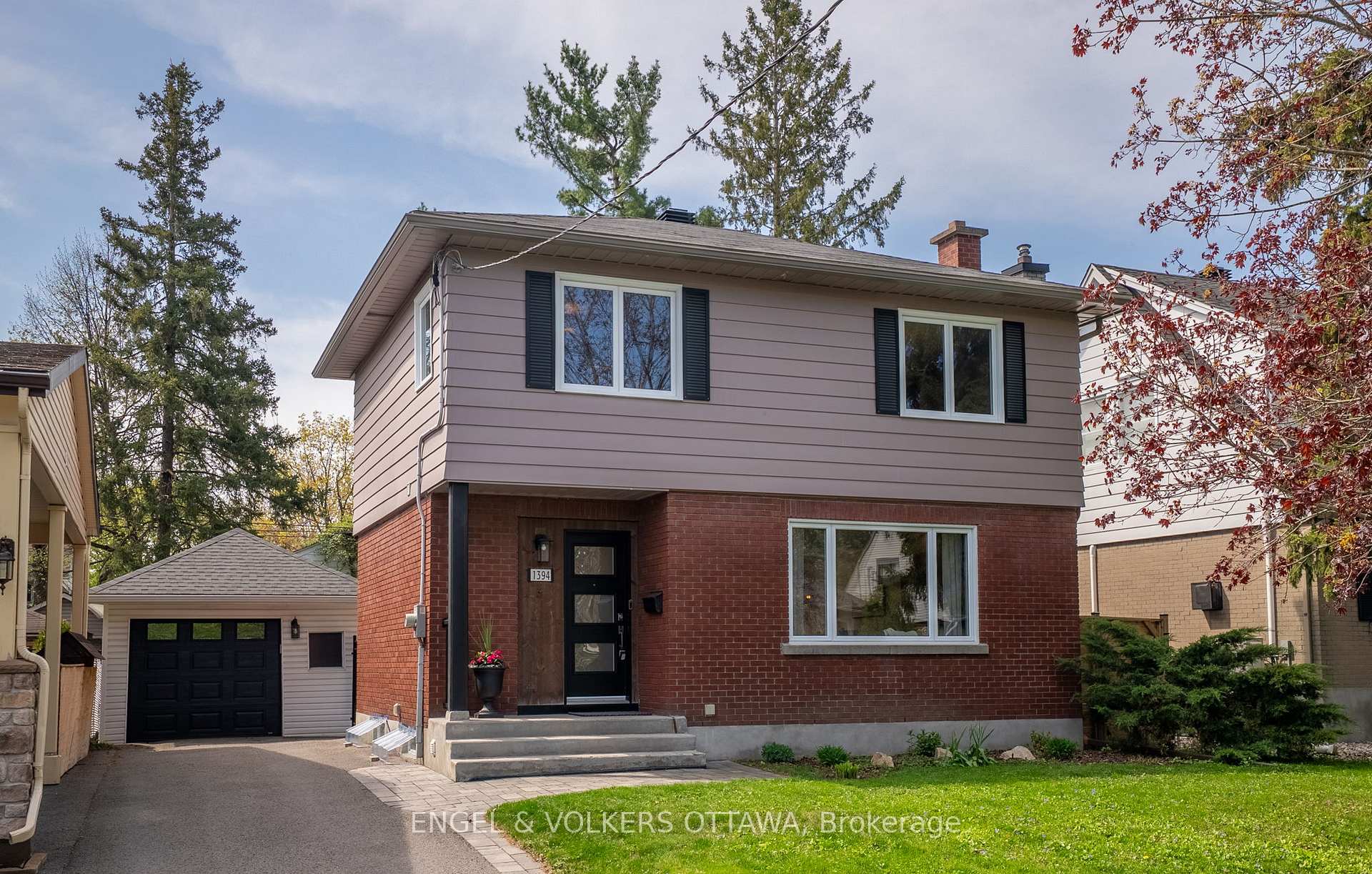 Photo 1 of 1394 Micmac Street, Ottawa, Alta Vista — HOMEH
