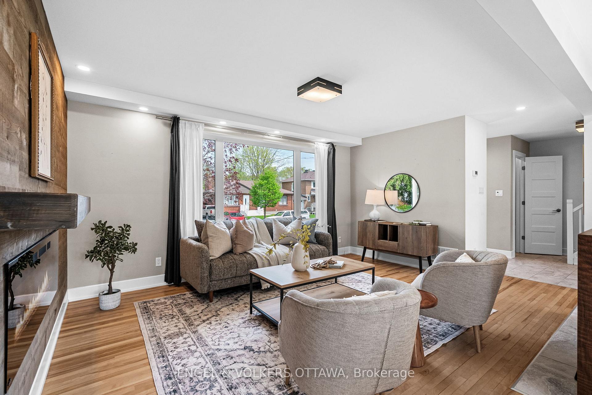 Photo 5 of 1394 Micmac Street, Ottawa, Alta Vista — HOMEH