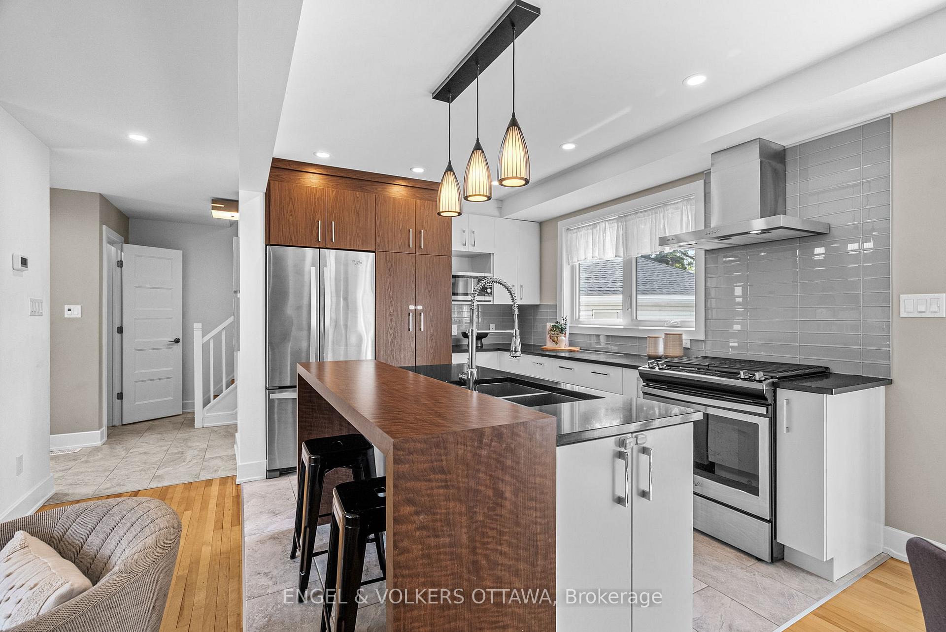 Photo 11 of 1394 Micmac Street, Ottawa, Alta Vista — HOMEH