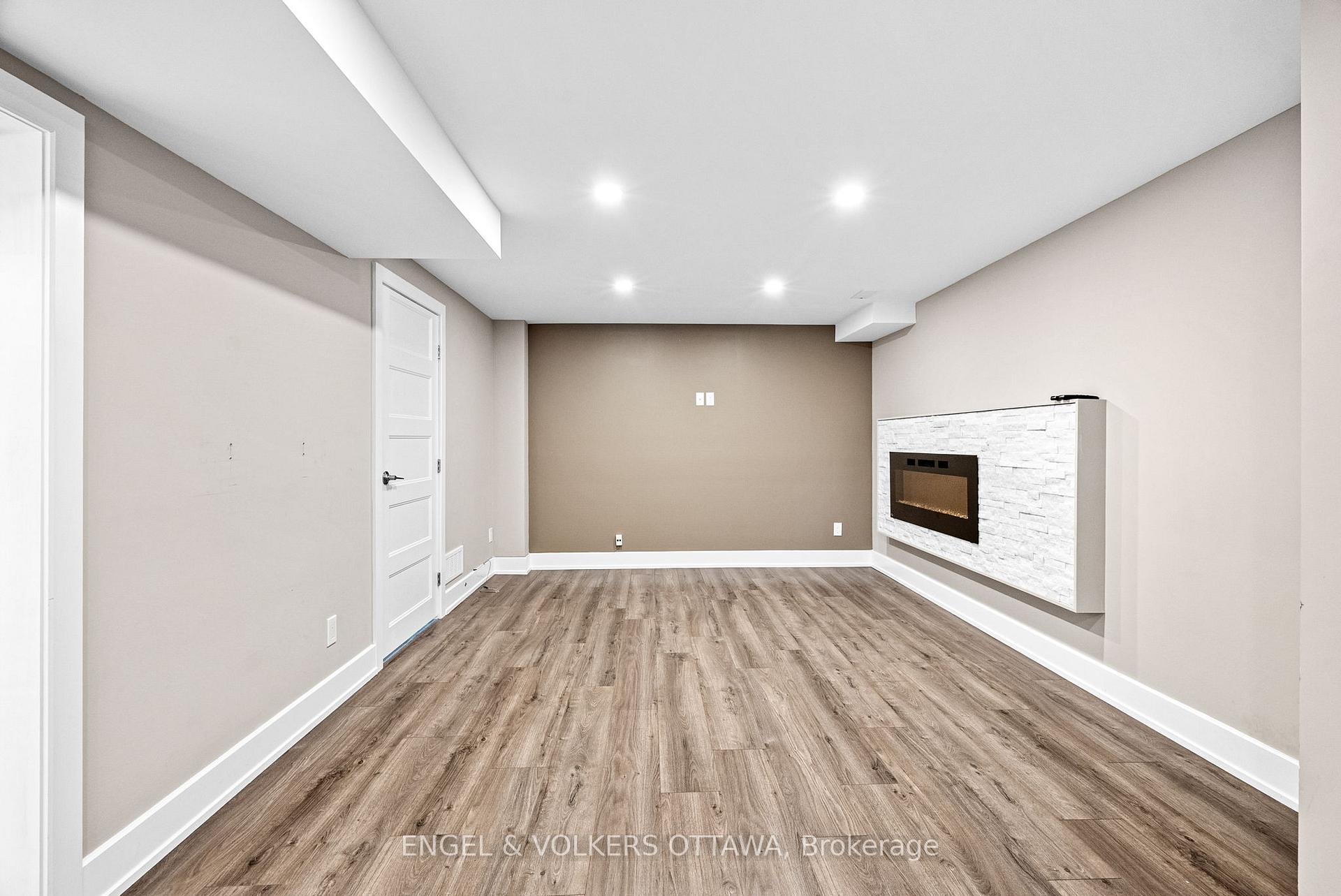 Photo 21 of 1394 Micmac Street, Ottawa, Alta Vista — HOMEH
