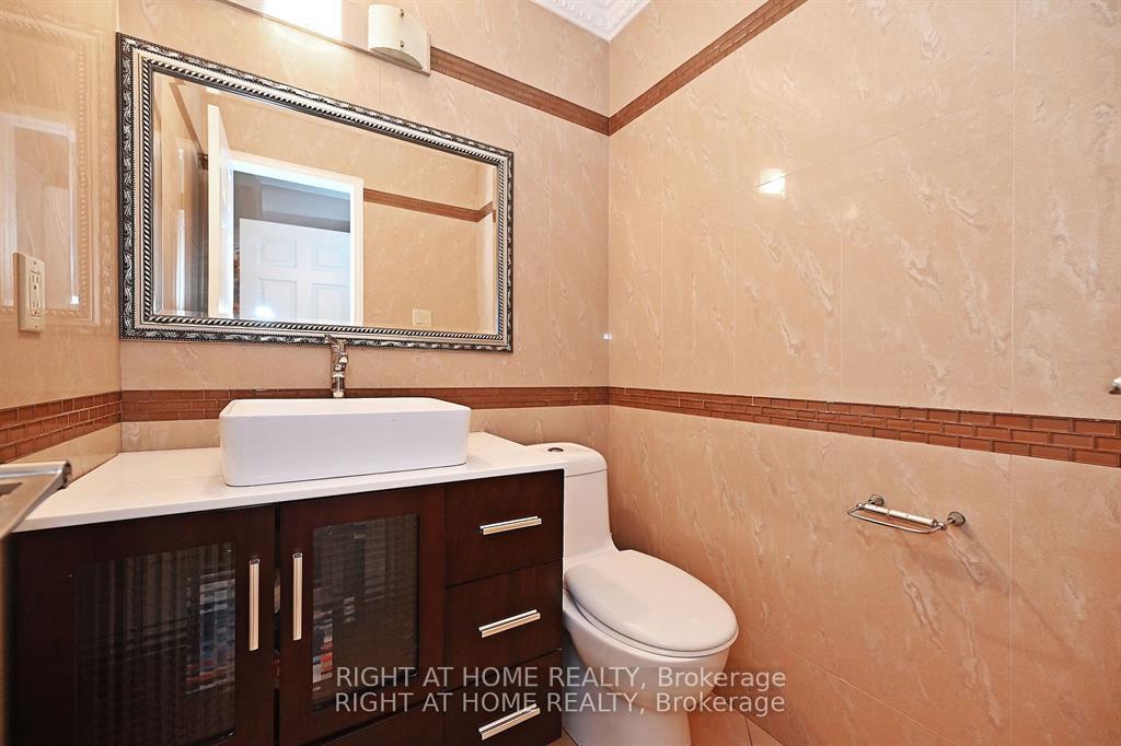 Photo 8 of 83 Maques Lane, Vaughan, Lakeview Estates — HOMEH