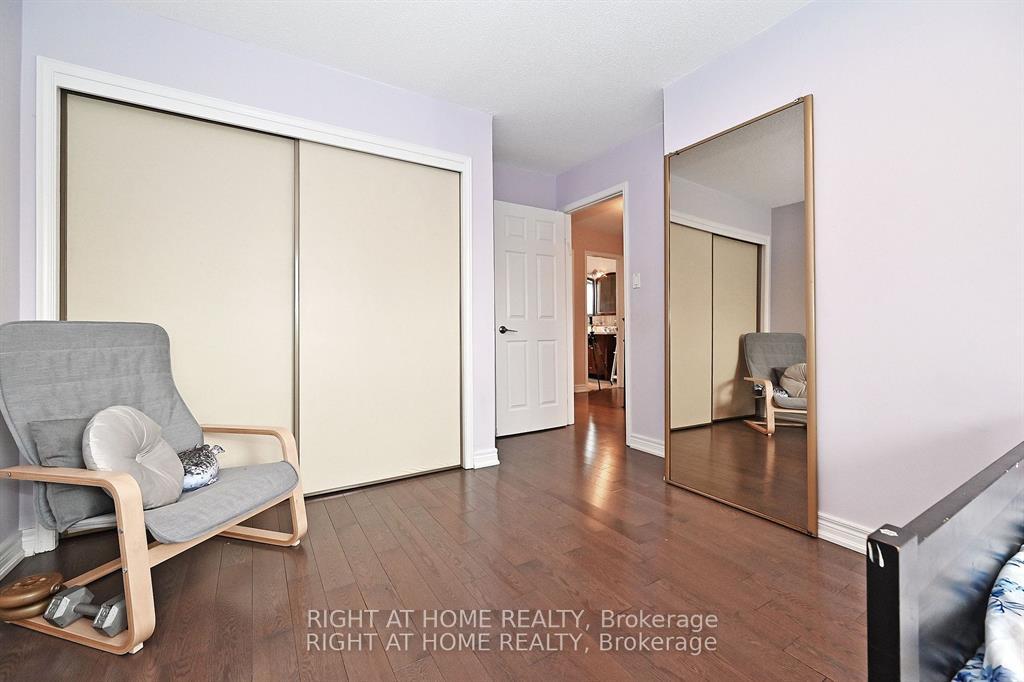 Photo 17 of 83 Maques Lane, Vaughan, Lakeview Estates — HOMEH
