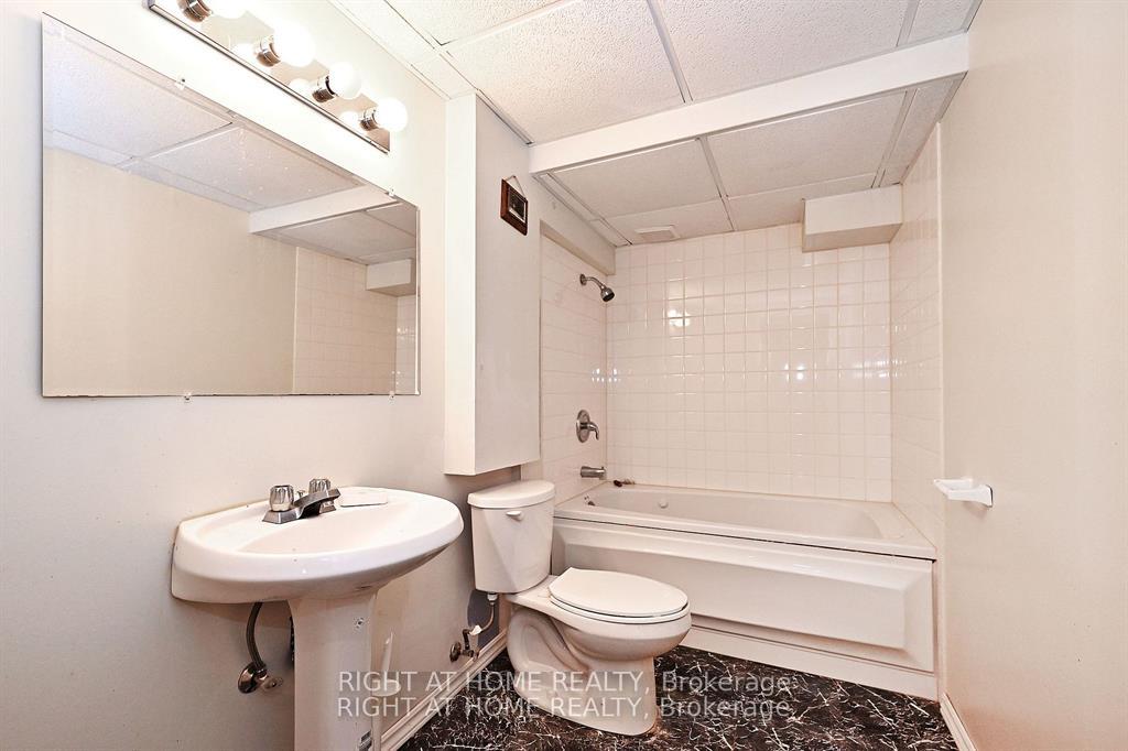 Photo 23 of 83 Maques Lane, Vaughan, Lakeview Estates — HOMEH