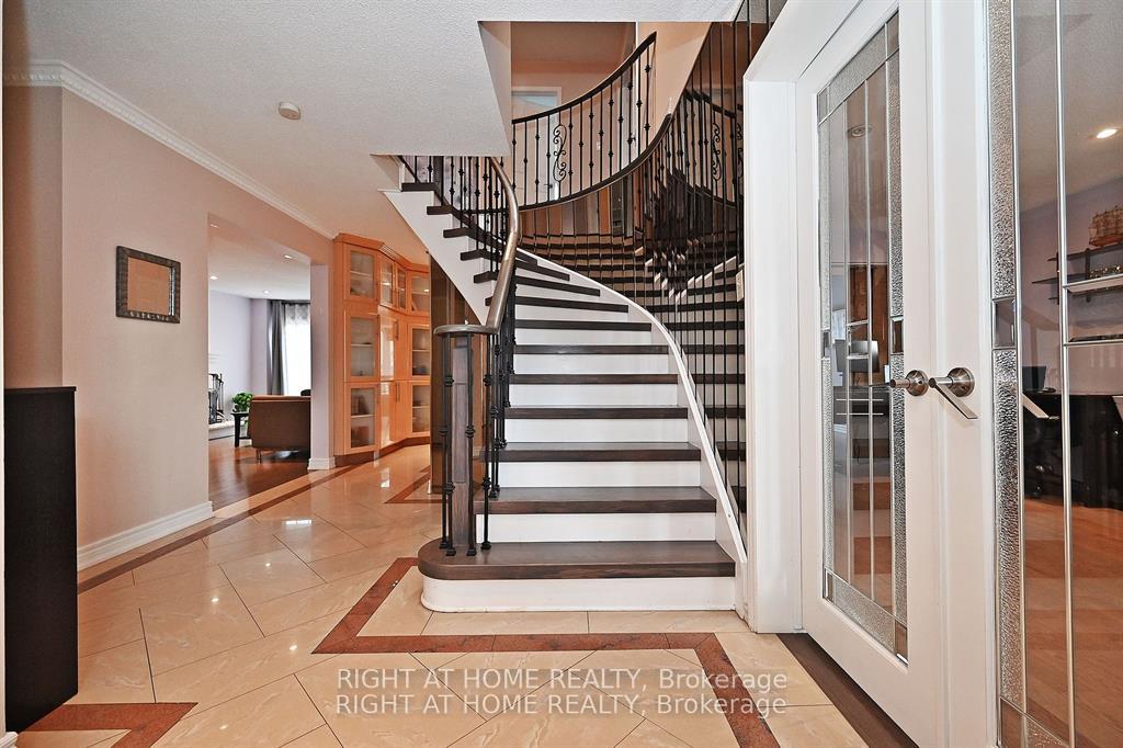 Photo 25 of 83 Maques Lane, Vaughan, Lakeview Estates — HOMEH