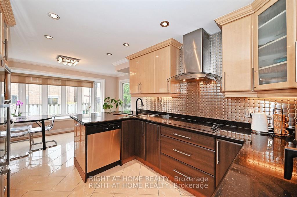 Photo 26 of 83 Maques Lane, Vaughan, Lakeview Estates — HOMEH