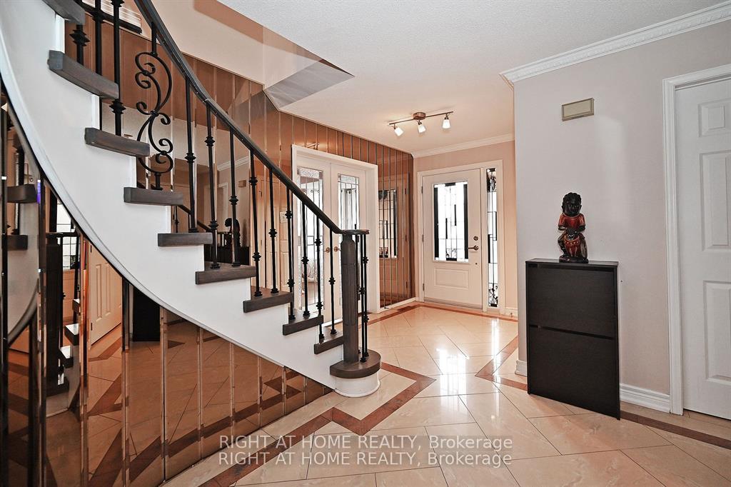 Photo 27 of 83 Maques Lane, Vaughan, Lakeview Estates — HOMEH