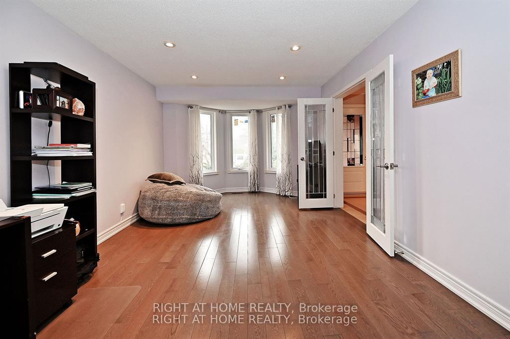 Photo 29 of 83 Maques Lane, Vaughan, Lakeview Estates — HOMEH