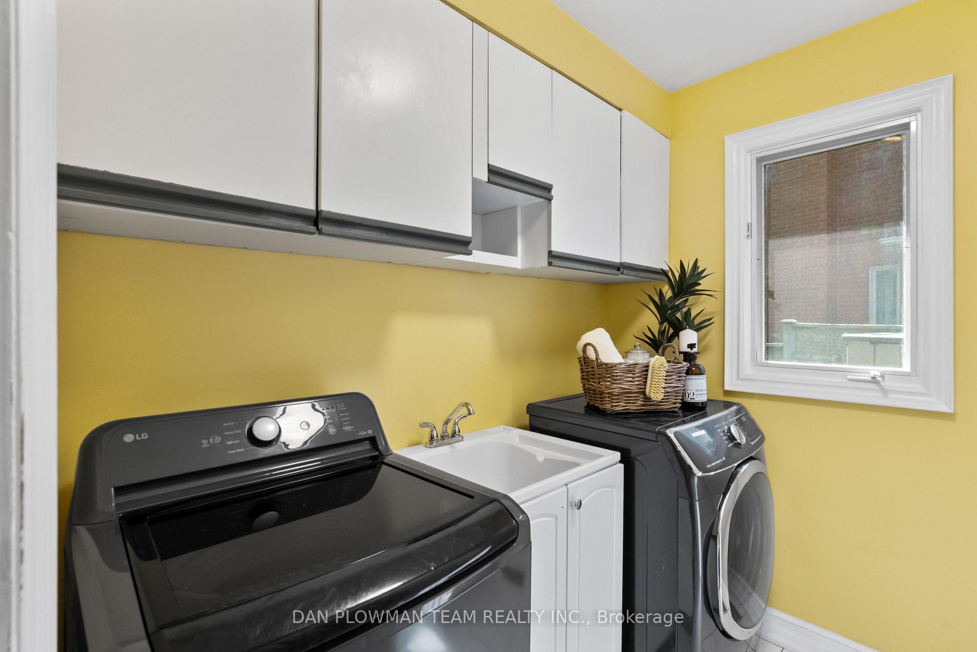 Photo 20 of 18 Headlands Crescent, Whitby, Rolling Acres — HOMEH