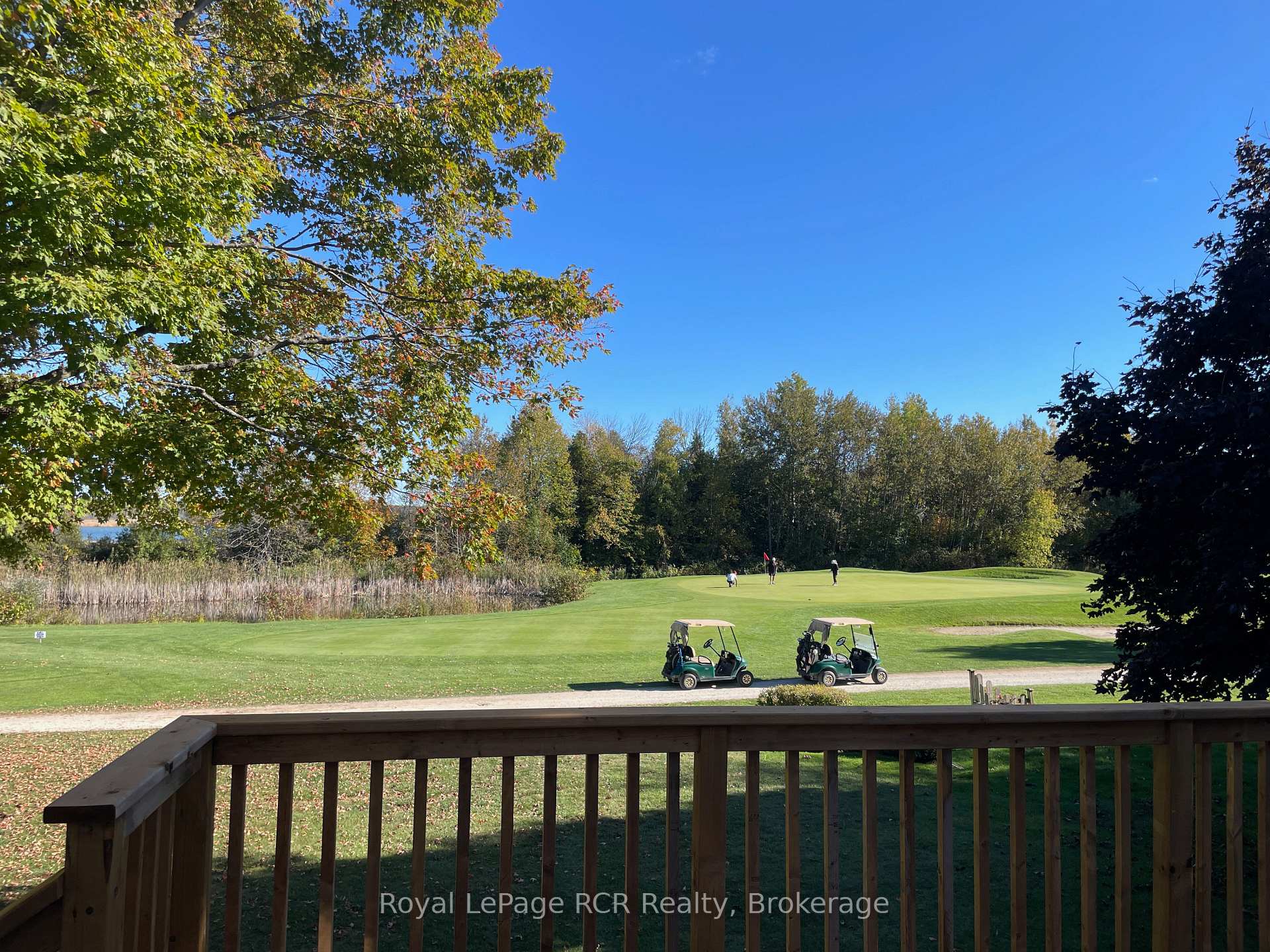 Photo 3 of 68 Fairway Crescent, Wasaga Beach — HOMEH