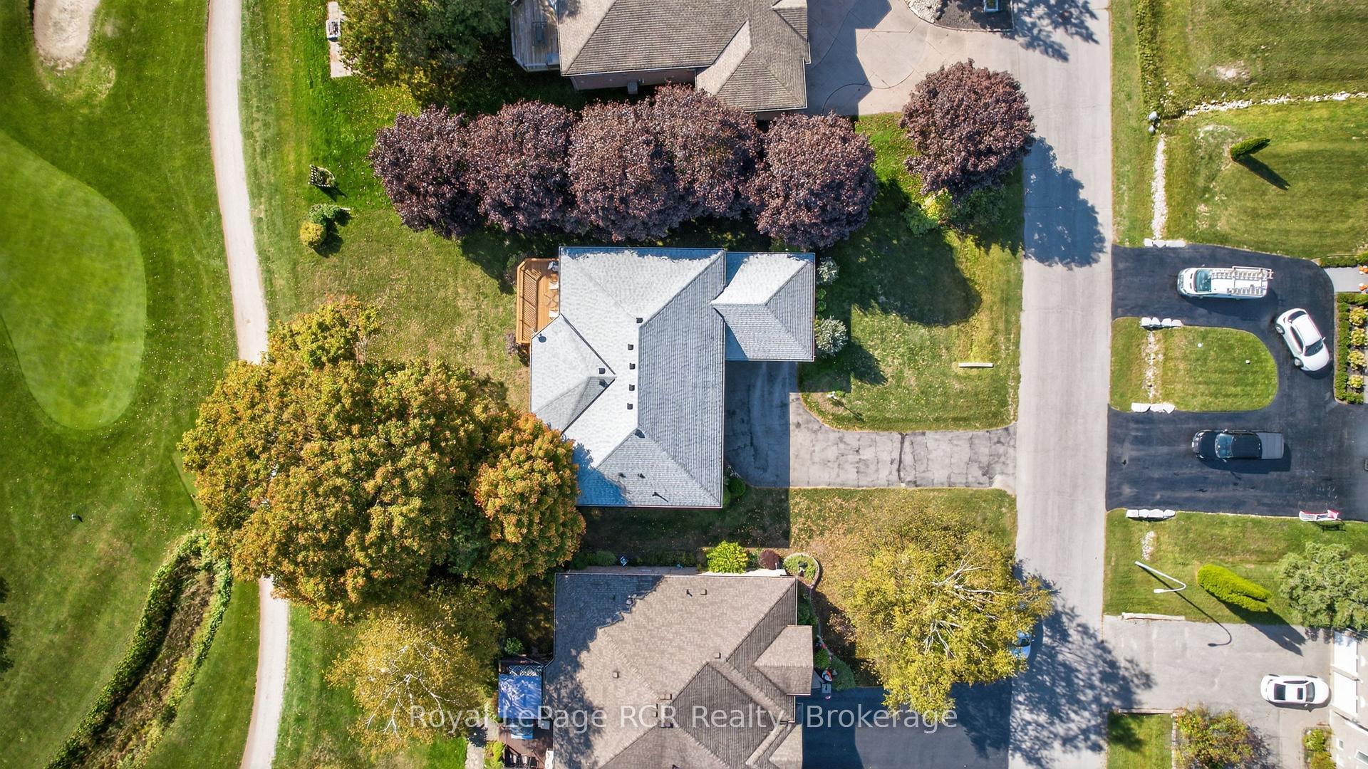 Photo 24 of 68 Fairway Crescent, Wasaga Beach — HOMEH