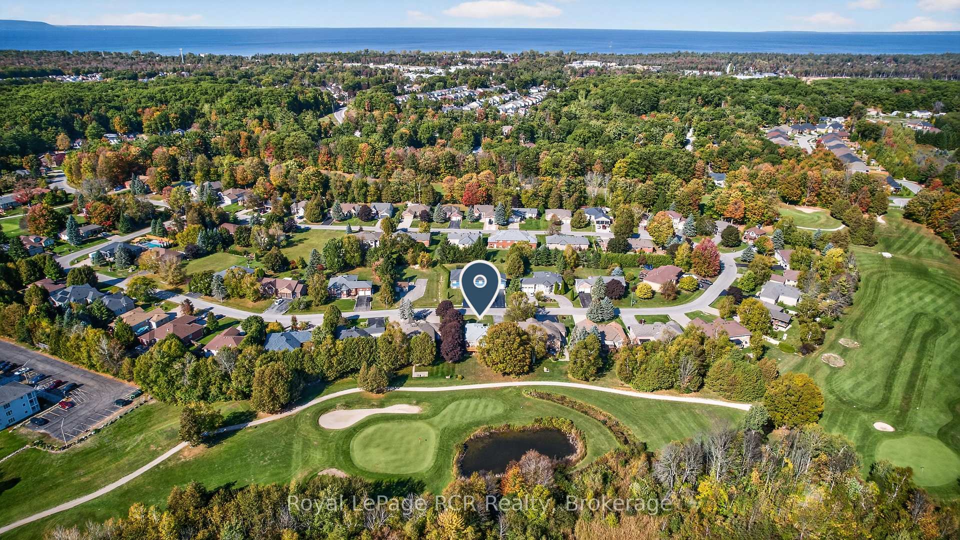 Photo 25 of 68 Fairway Crescent, Wasaga Beach — HOMEH