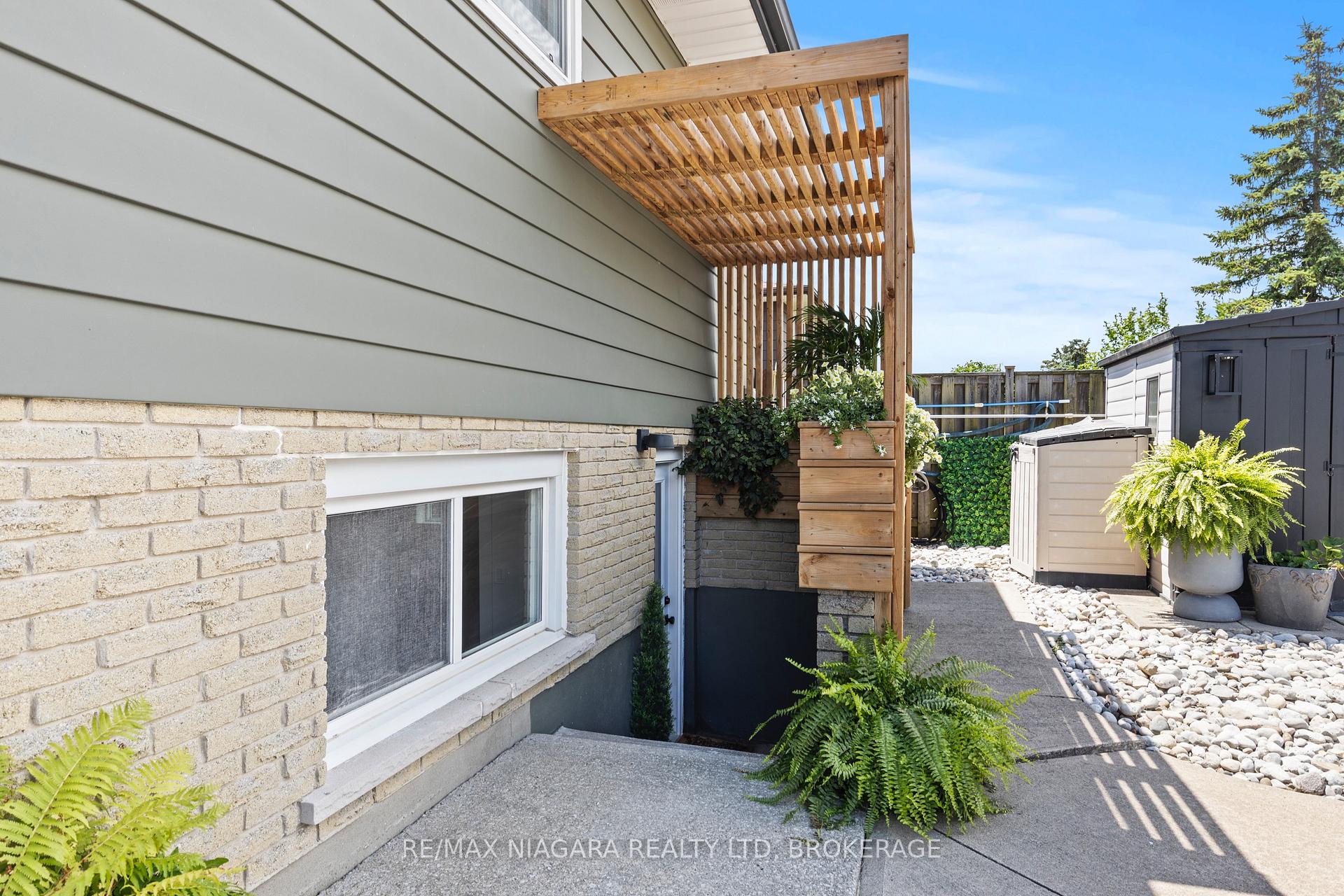Photo 6 of 55 Robert Street, Welland, Lincoln/Crowland — HOMEH