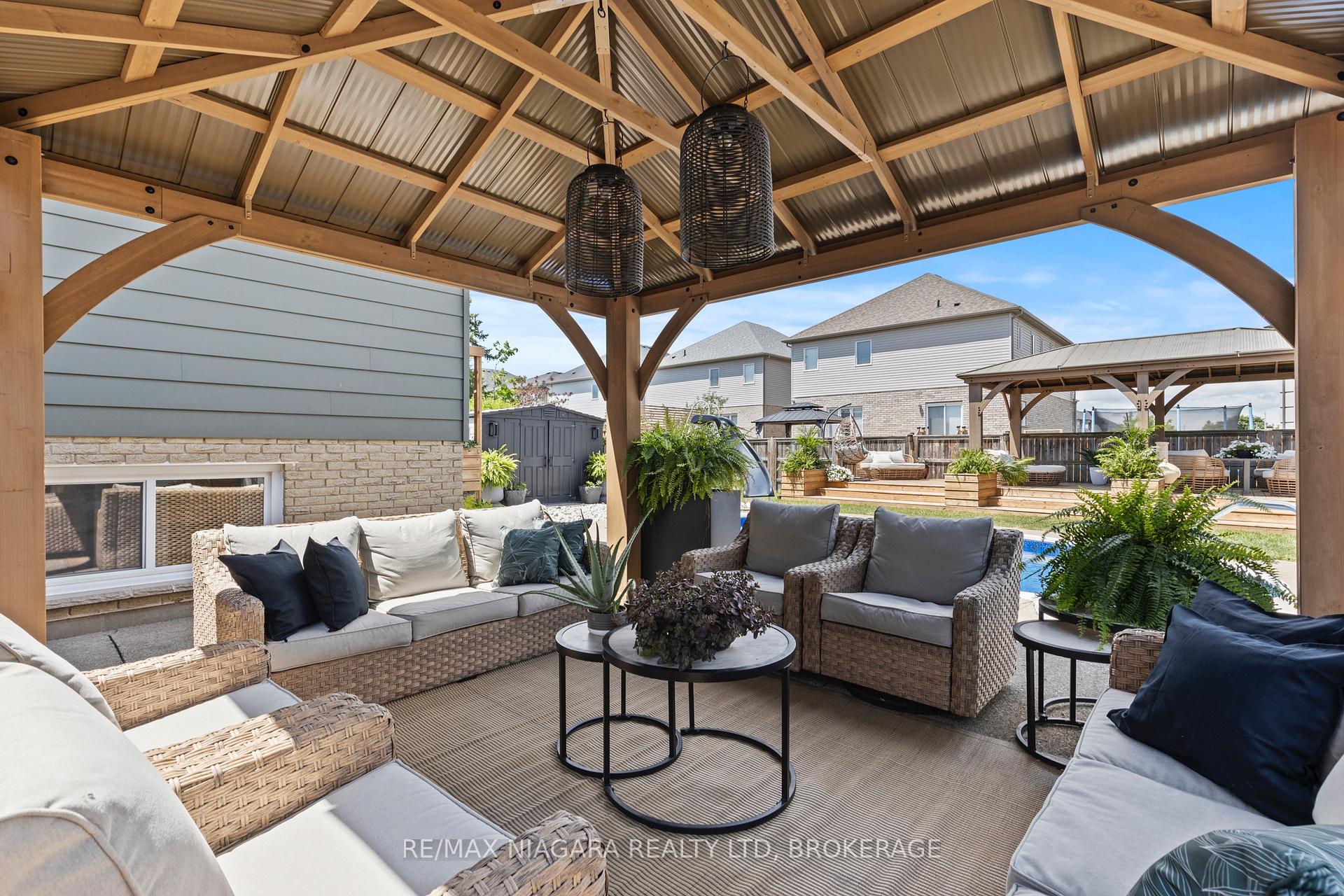 Photo 15 of 55 Robert Street, Welland, Lincoln/Crowland — HOMEH