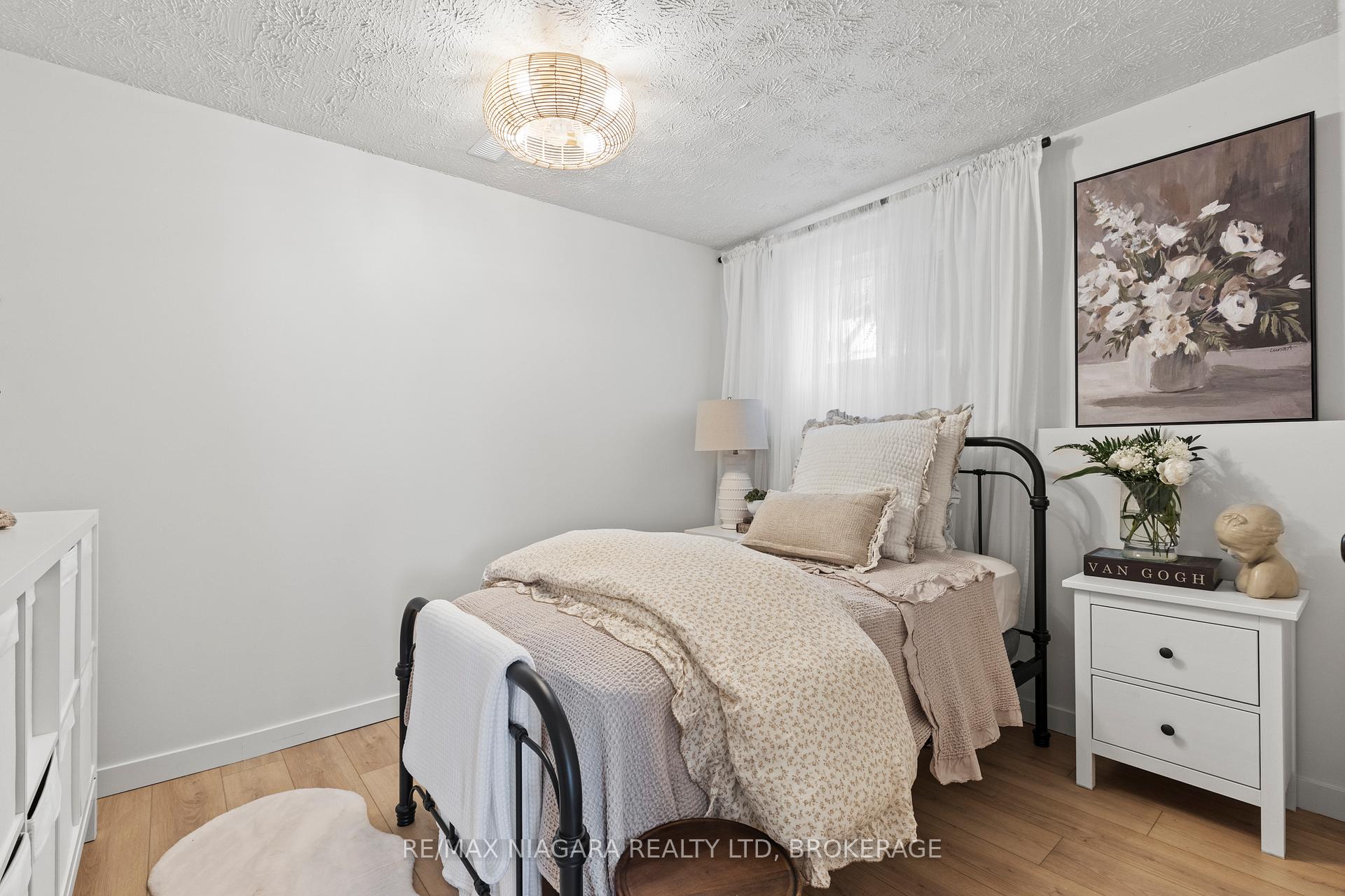 Photo 39 of 55 Robert Street, Welland, Lincoln/Crowland — HOMEH