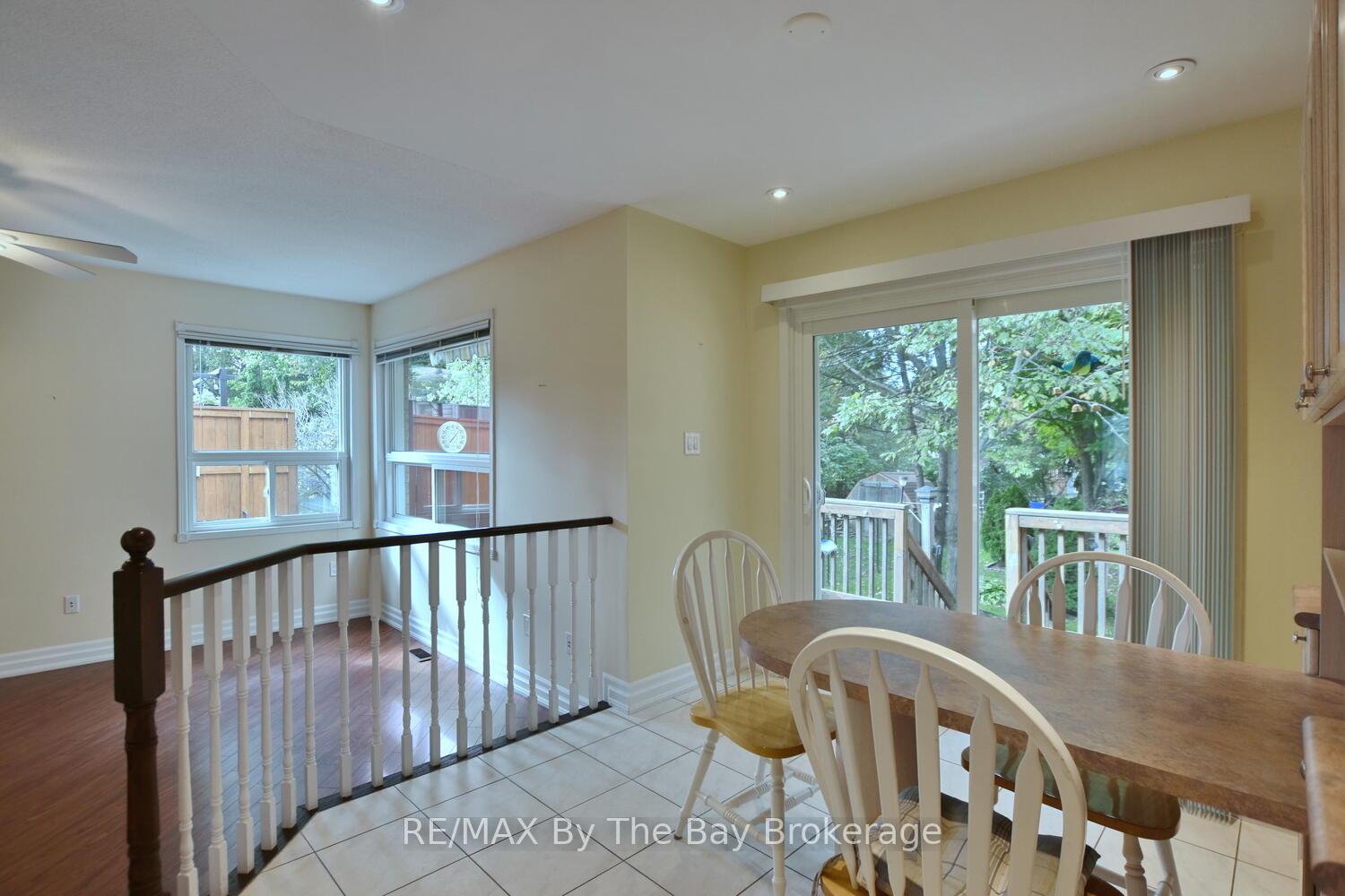 Photo 13 of 38 Timberland Crescent, Wasaga Beach — HOMEH