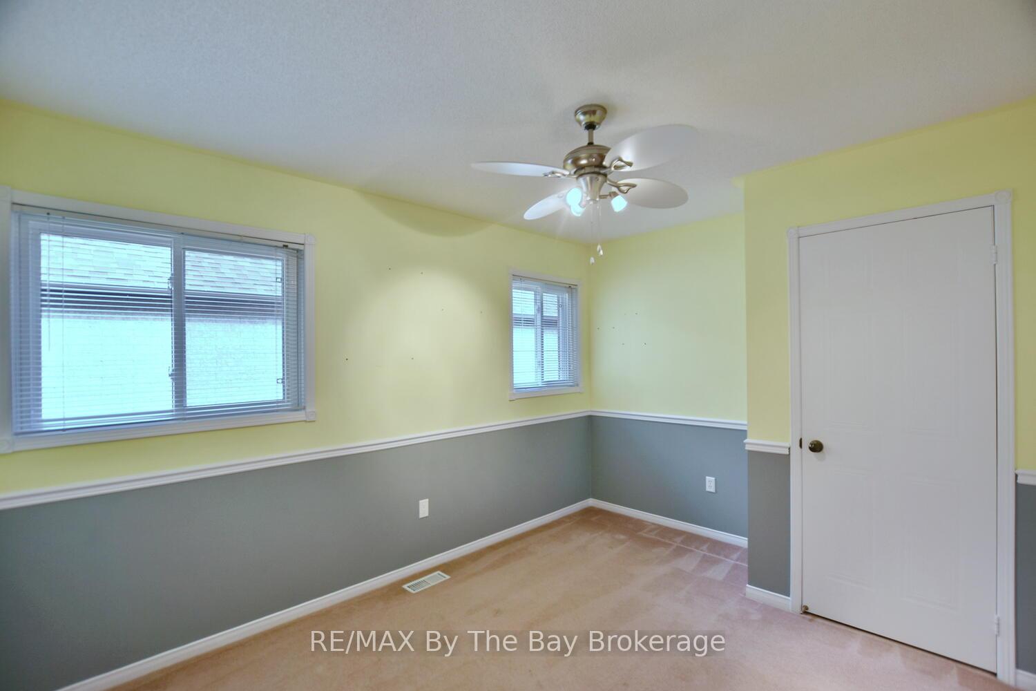 Photo 19 of 38 Timberland Crescent, Wasaga Beach — HOMEH