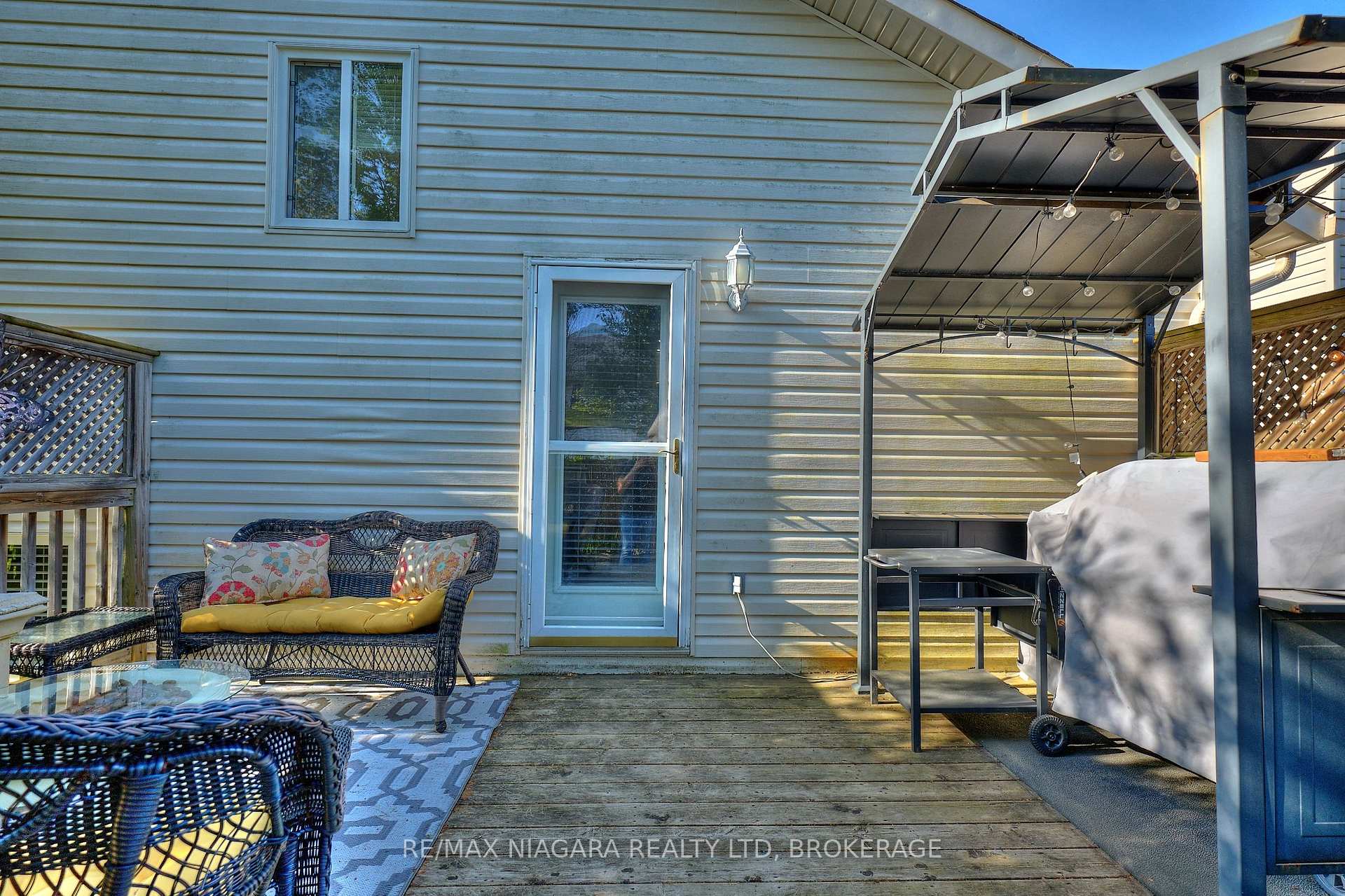Photo 7 of 349 Lea Crescent, Welland, West Welland — HOMEH