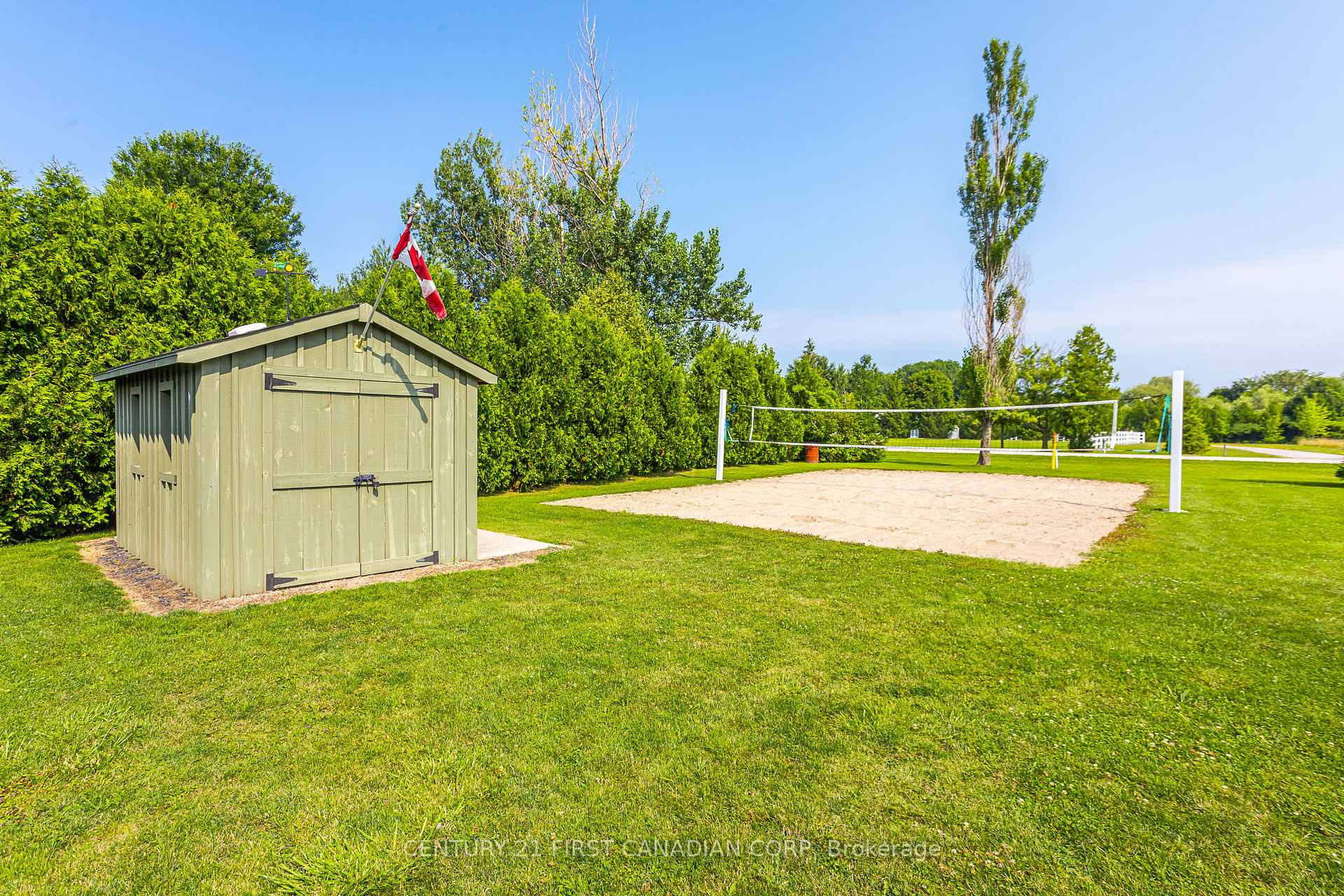 Photo 32 of 33822 Darryl Court, Bluewater, Hay — HOMEH