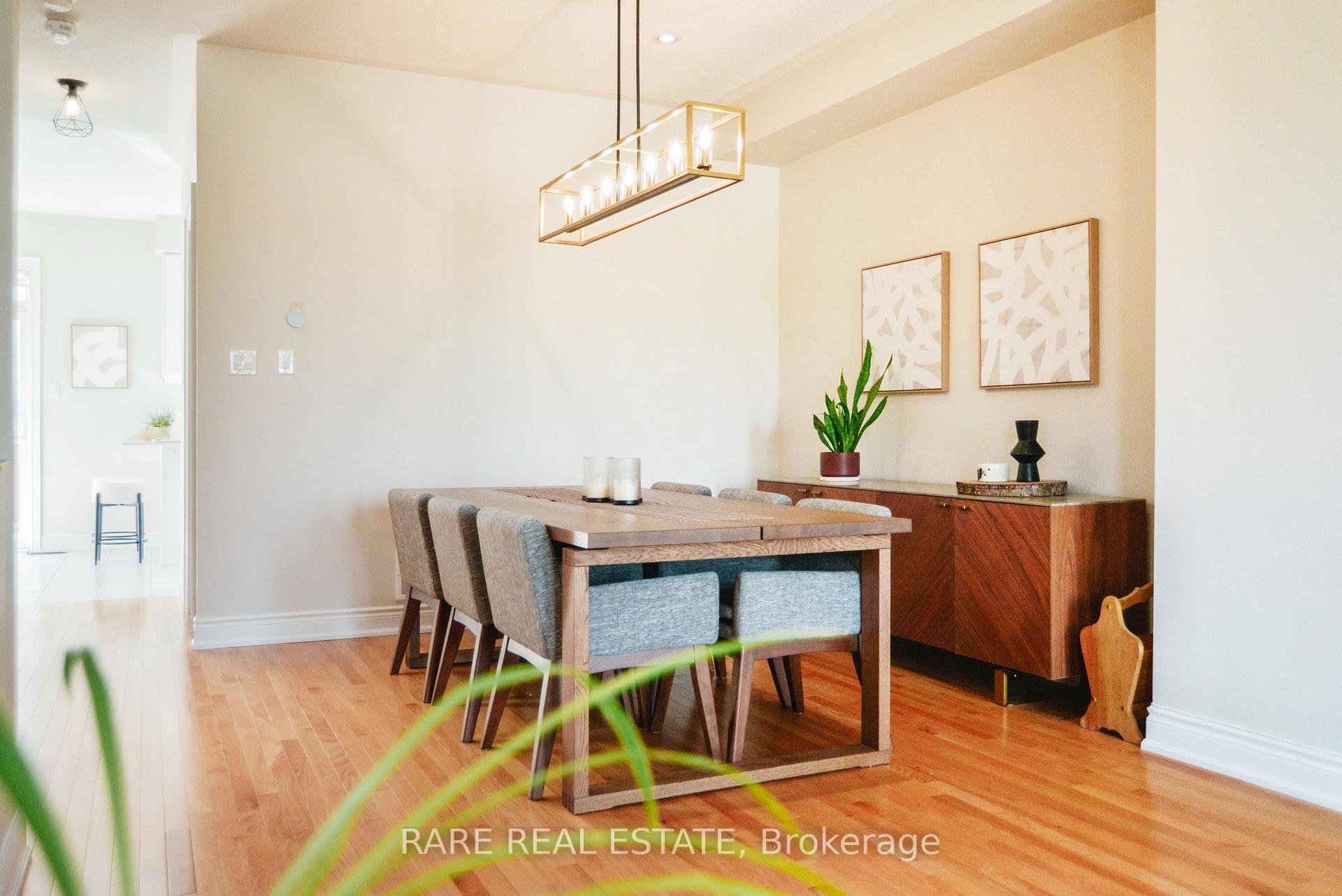 Photo 14 of Unit 35, 10 Porter Avenue W, Vaughan, West Woodbridge — HOMEH