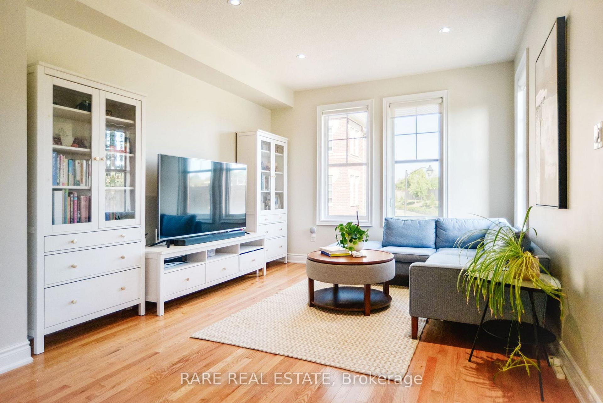 Photo 16 of Unit 35, 10 Porter Avenue W, Vaughan, West Woodbridge — HOMEH