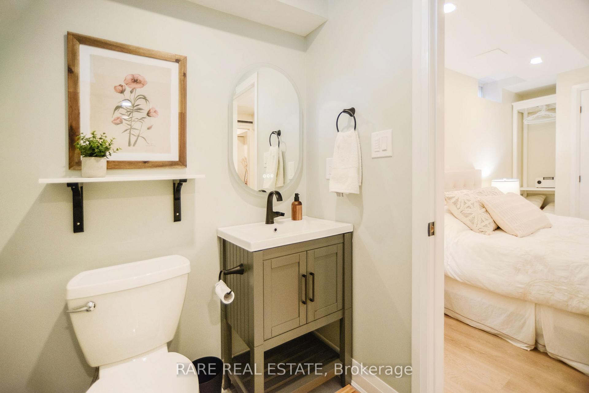 Photo 32 of Unit 35, 10 Porter Avenue W, Vaughan, West Woodbridge — HOMEH