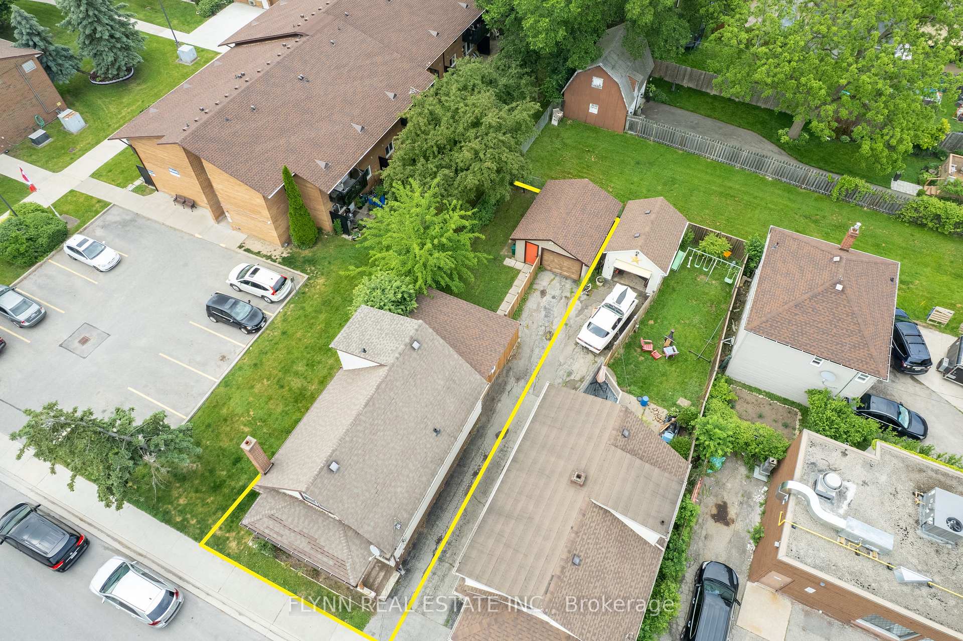 Photo 31 of 116 Elmview Street W, Welland, Prince Charles — HOMEH