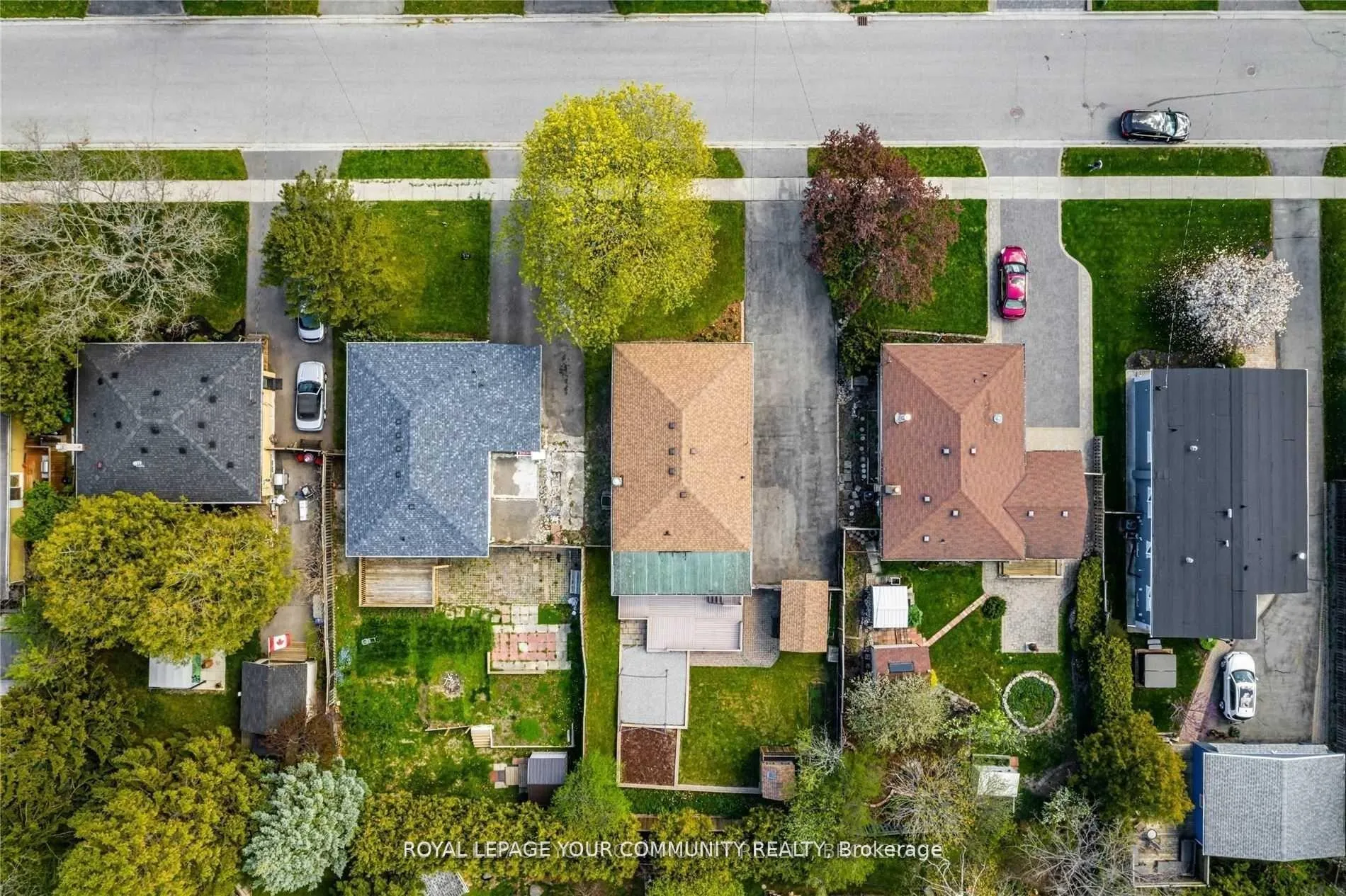 Photo 10 of 60 Child Drive N, Aurora, Aurora Highlands — HOMEH