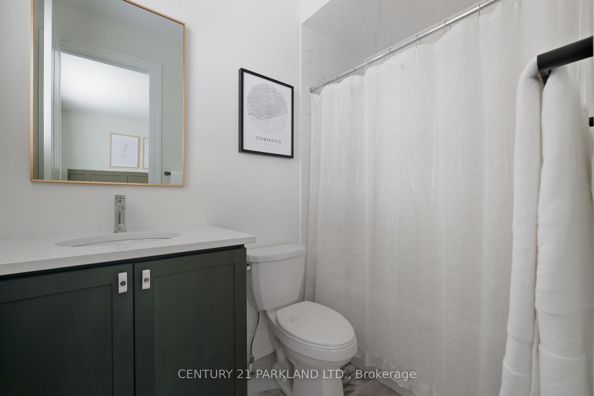 Photo 30 of 34 Chorus Crescent, Vaughan, Kleinburg — HOMEH