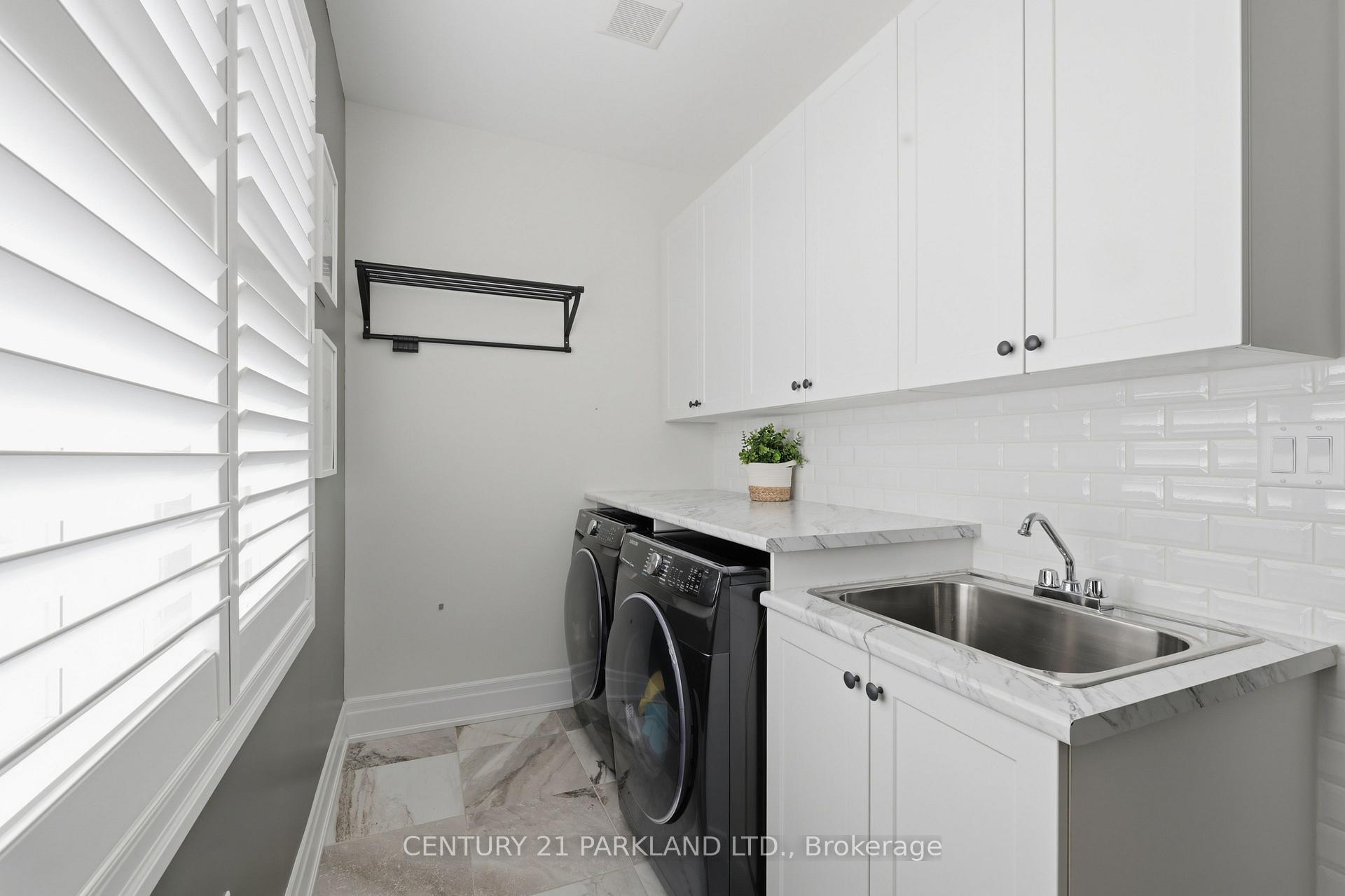 Photo 31 of 34 Chorus Crescent, Vaughan, Kleinburg — HOMEH
