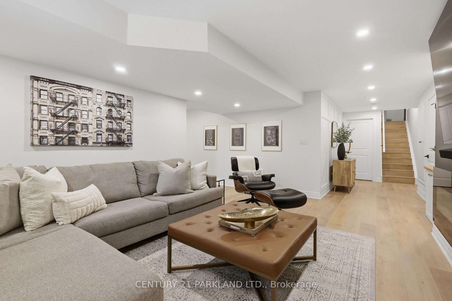 Photo 34 of 34 Chorus Crescent, Vaughan, Kleinburg — HOMEH