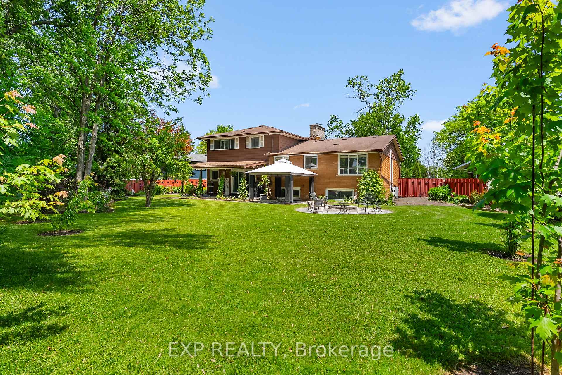 Photo 15 of 19 Oak Court, Welland, Prince Charles — HOMEH