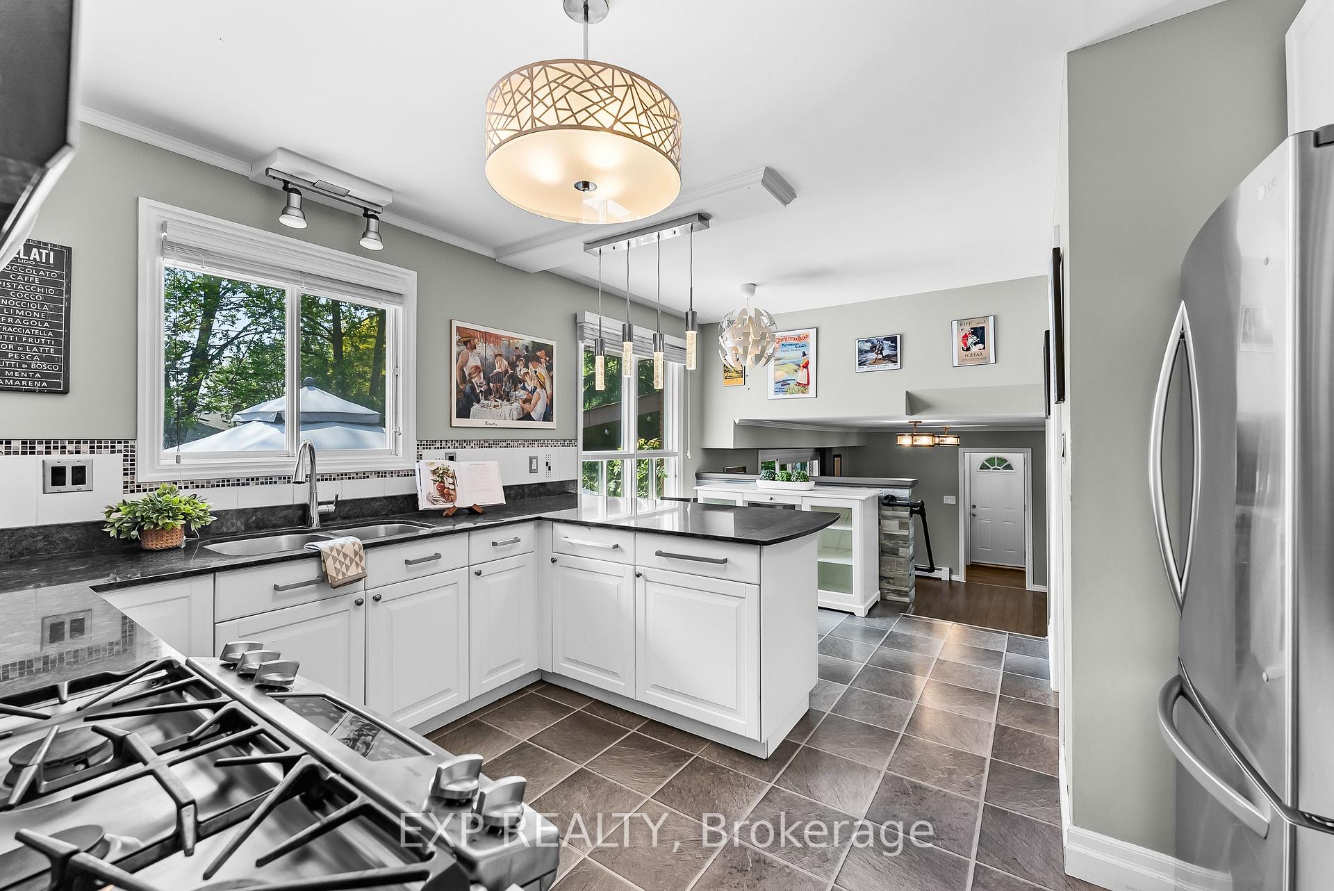 Photo 25 of 19 Oak Court, Welland, Prince Charles — HOMEH