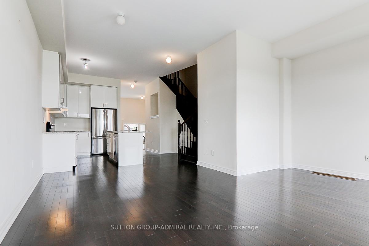 Photo 19 of 89 Laskin Drive, Vaughan, Patterson — HOMEH