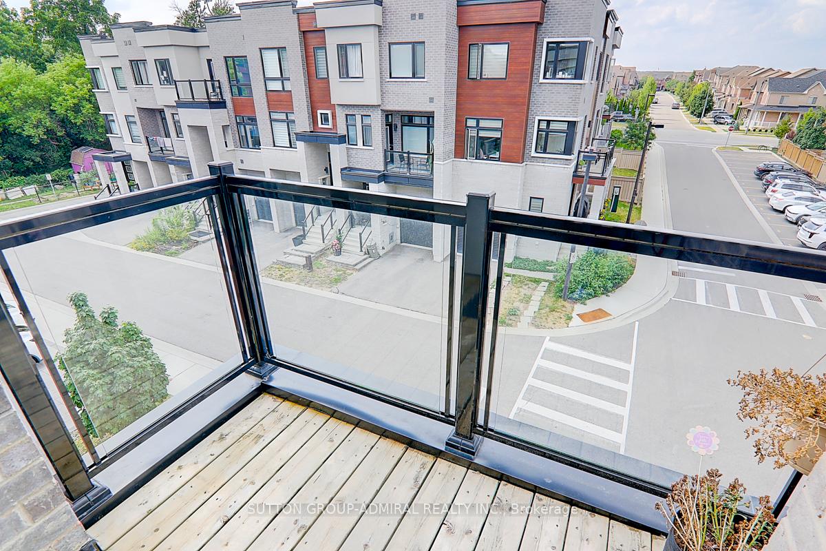 Photo 23 of 89 Laskin Drive, Vaughan, Patterson — HOMEH