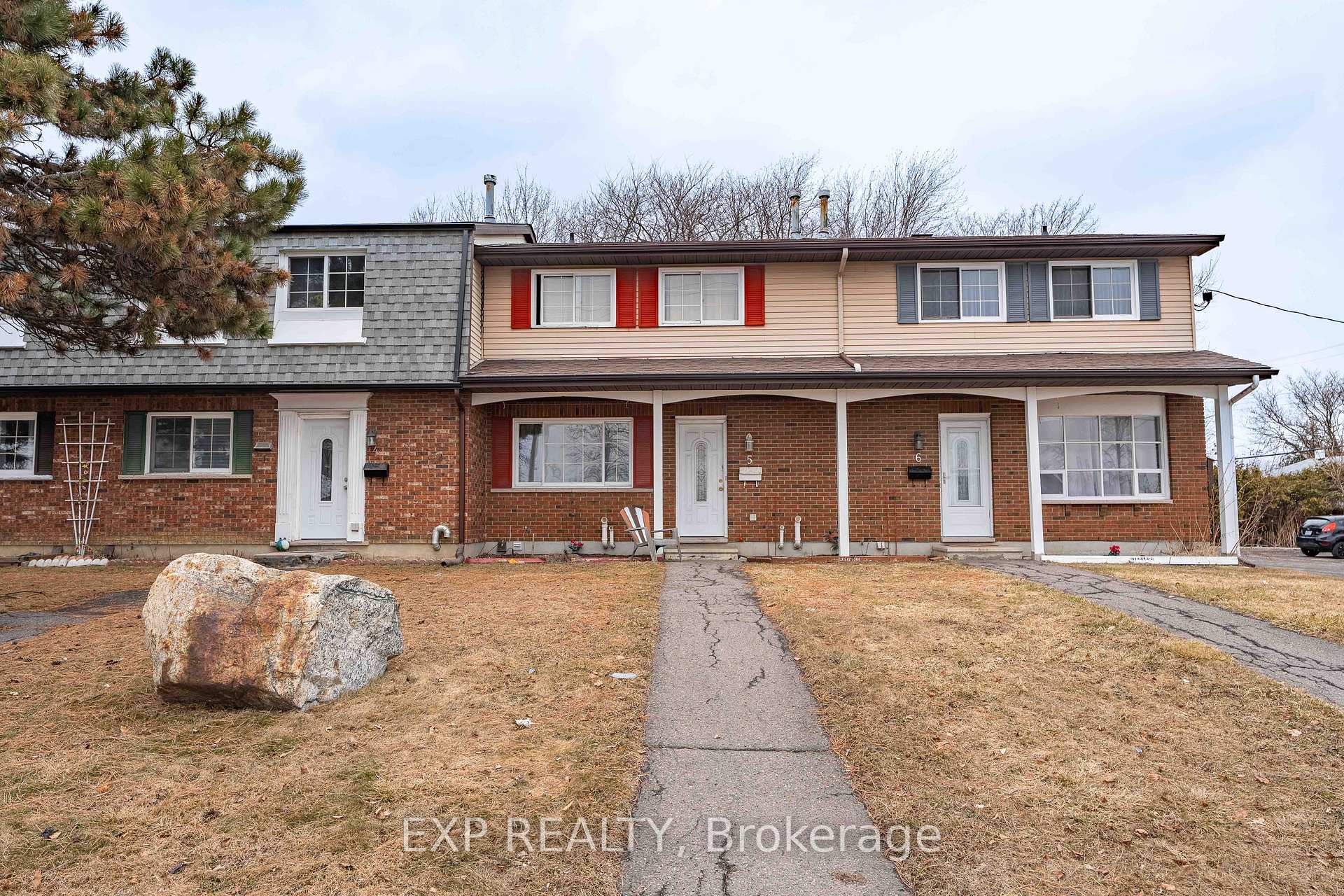 Photo 1 of Unit 5, 1661 Heron Road, Ottawa, Guildwood Estates - Urbandale Acres — HOMEH