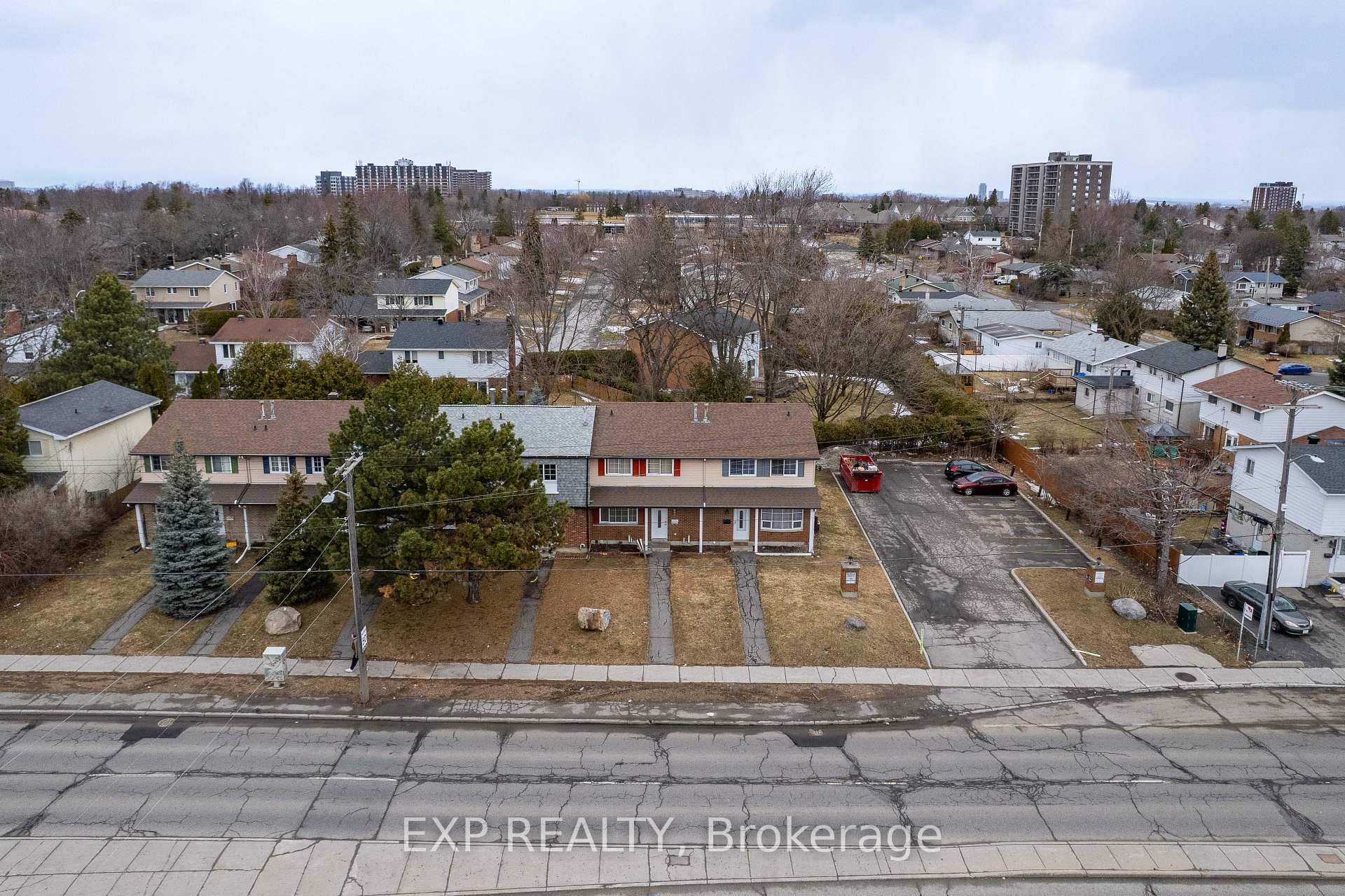 Photo 3 of Unit 5, 1661 Heron Road, Ottawa, Guildwood Estates - Urbandale Acres — HOMEH