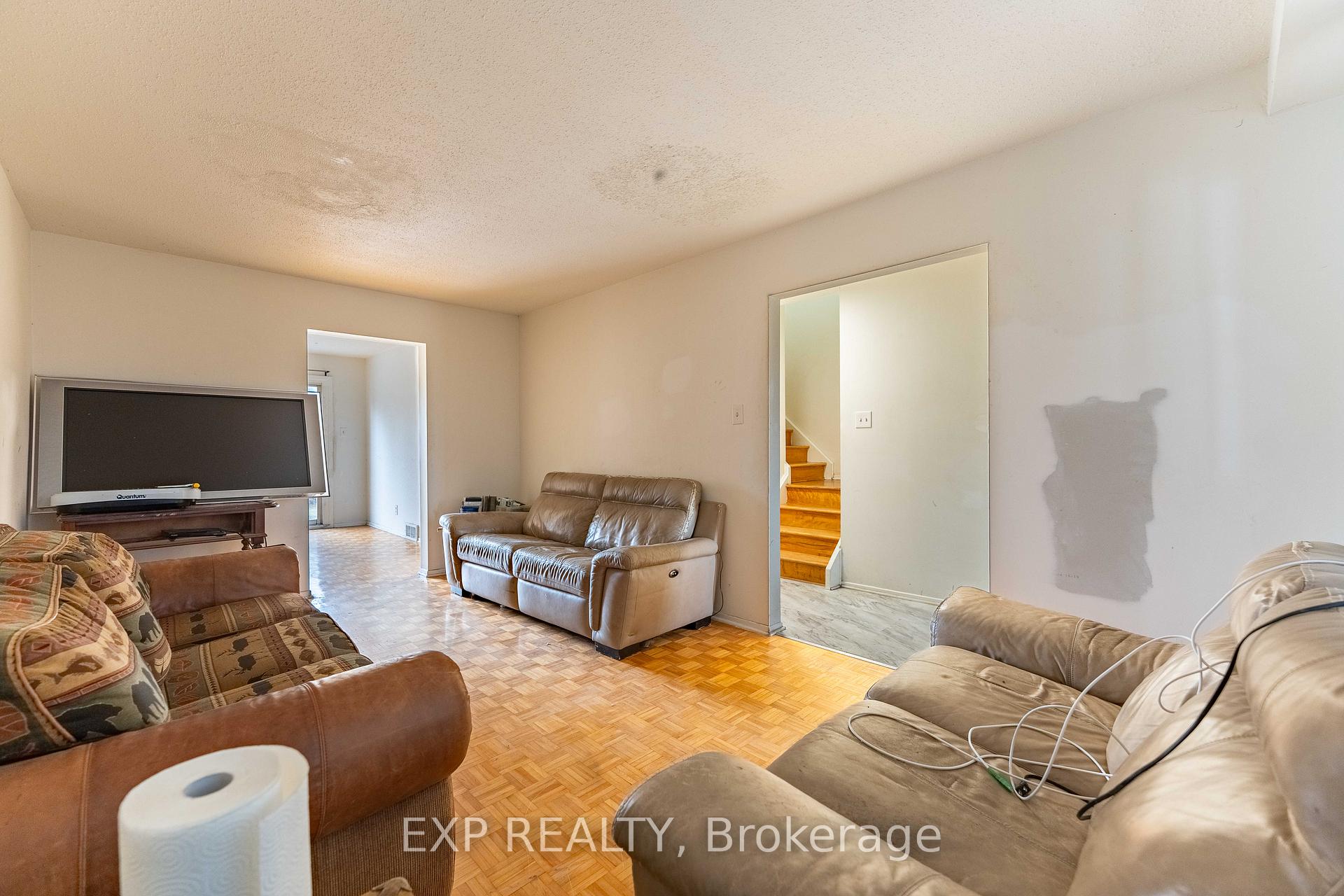 Photo 7 of Unit 5, 1661 Heron Road, Ottawa, Guildwood Estates - Urbandale Acres — HOMEH