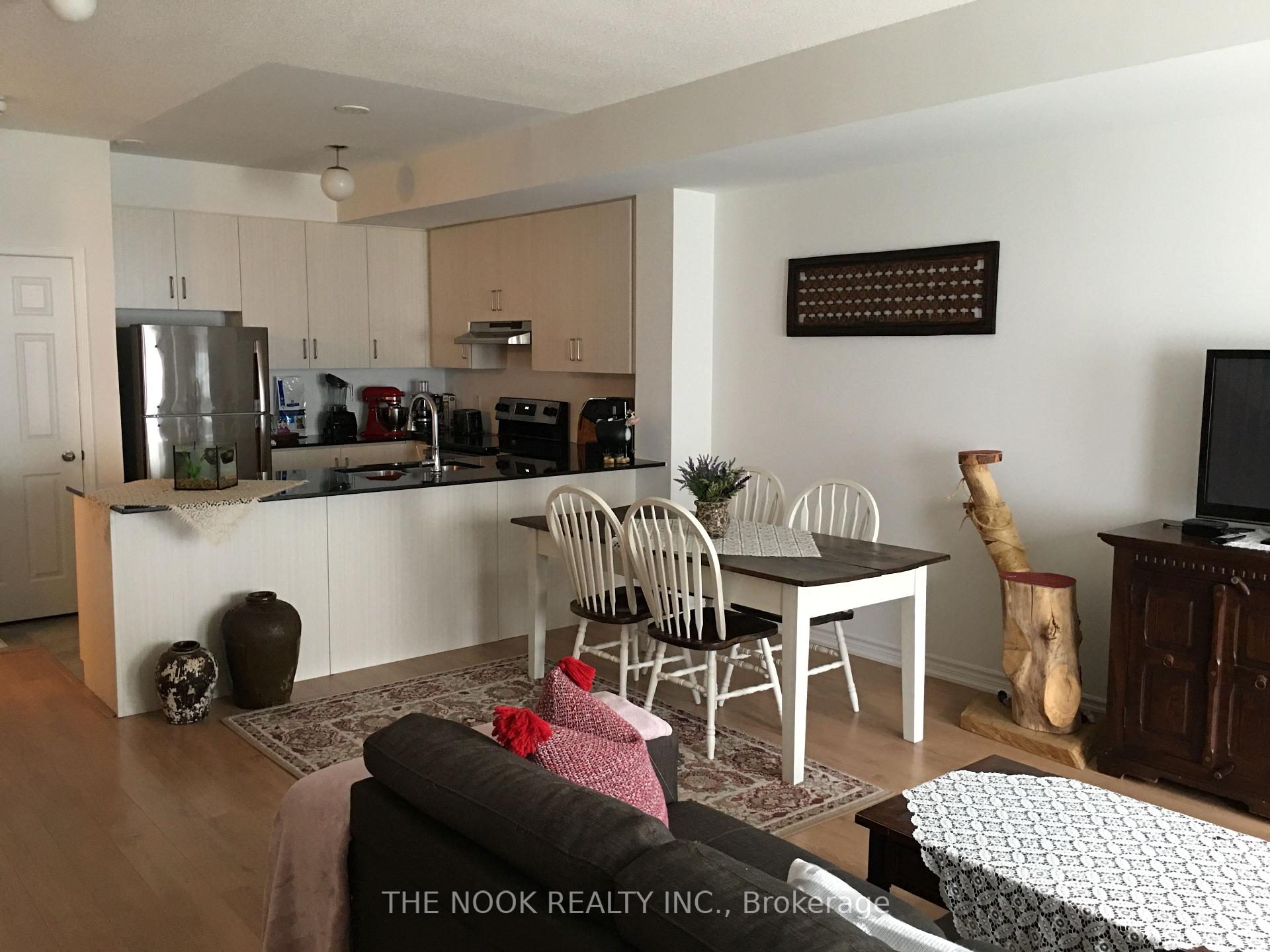 Photo 5 of Unit 11, 1020 Dunsley Way, Whitby, Blue Grass Meadows — HOMEH