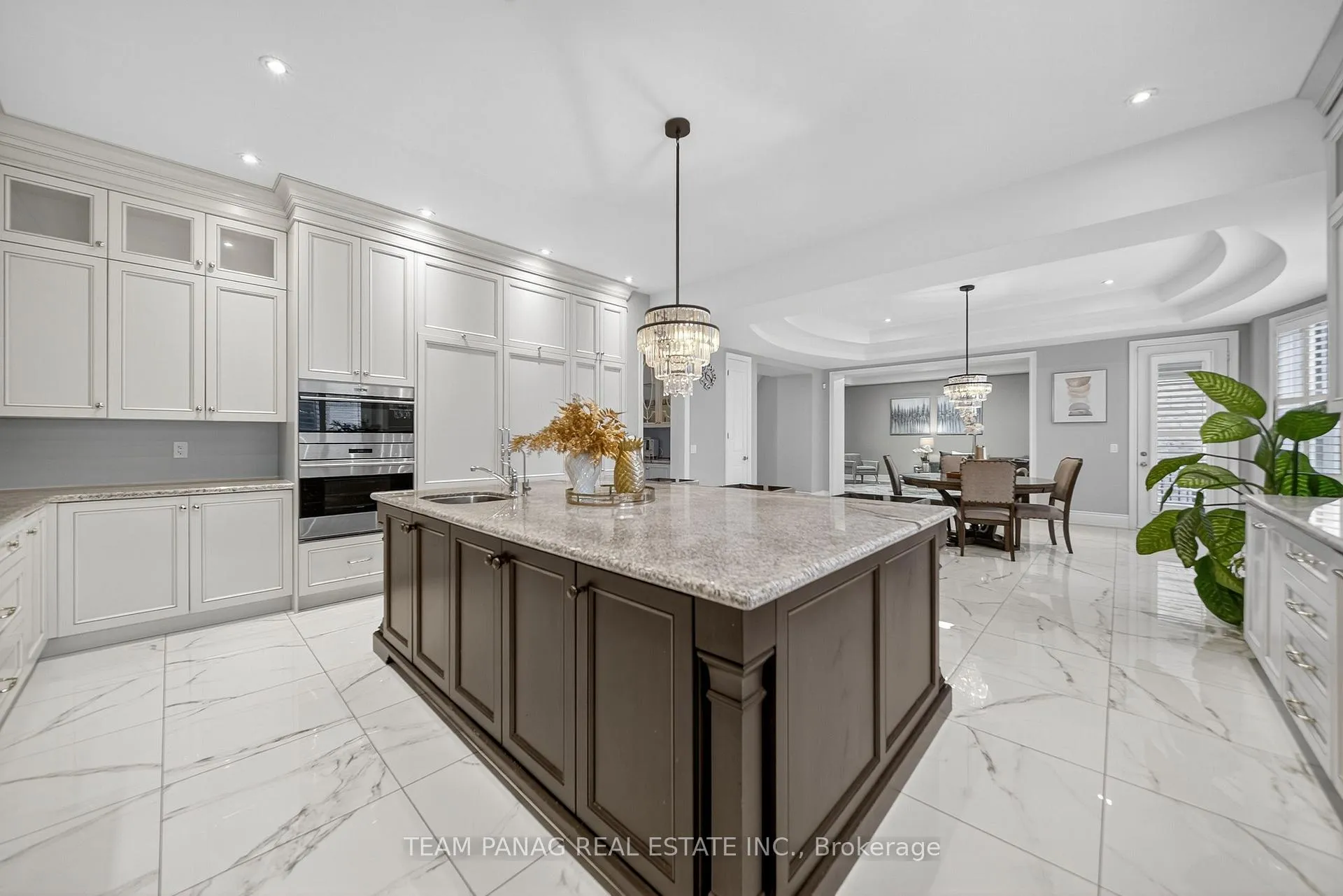 Photo 12 of 71 Nave Street, Vaughan, Kleinburg — HOMEH