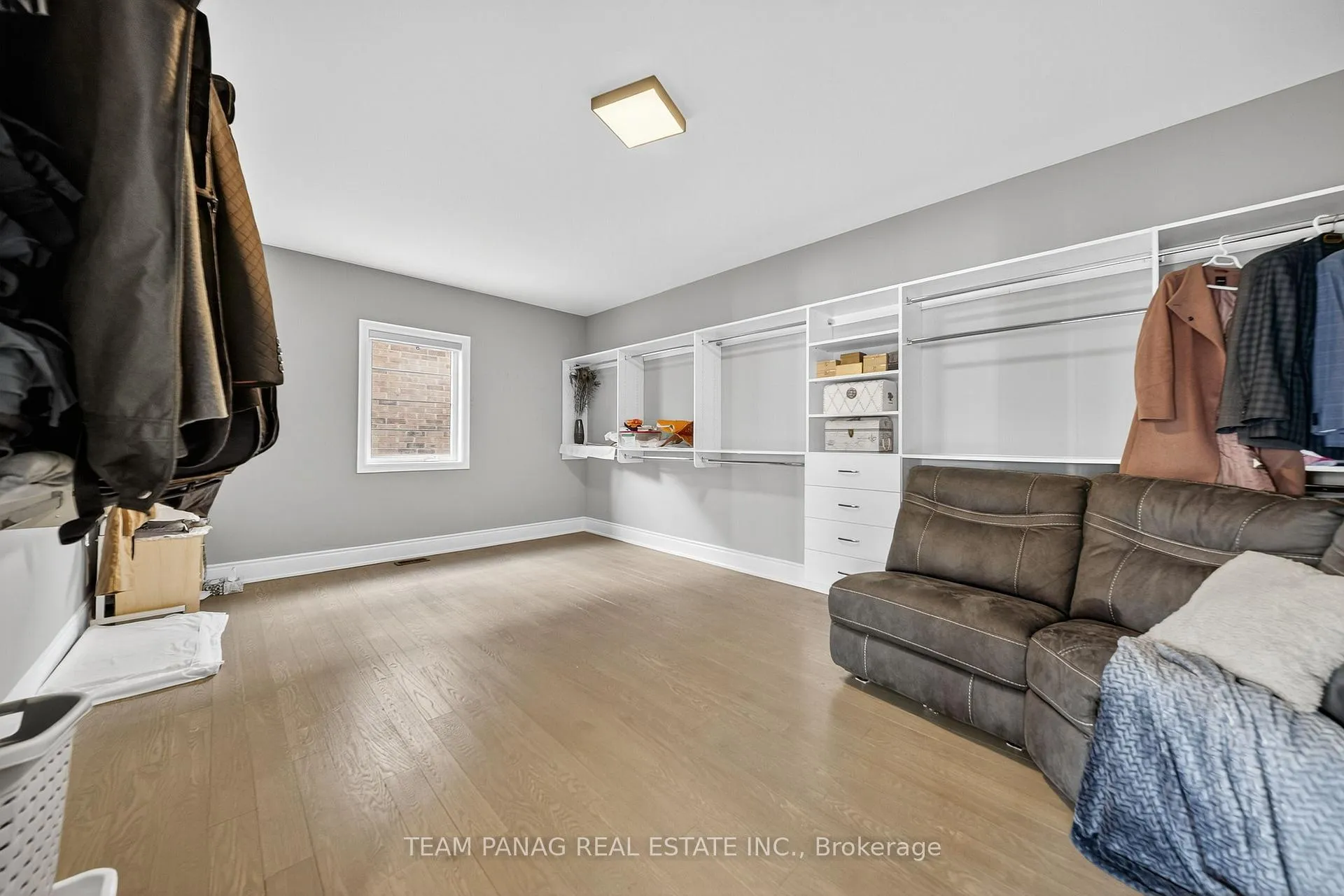 Photo 25 of 71 Nave Street, Vaughan, Kleinburg — HOMEH