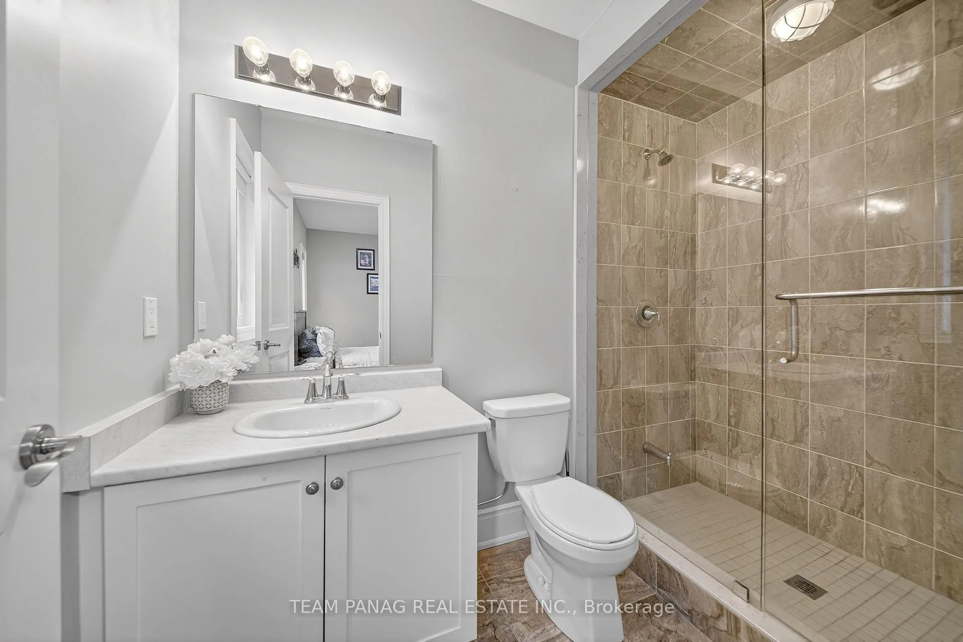 Photo 36 of 71 Nave Street, Vaughan, Kleinburg — HOMEH