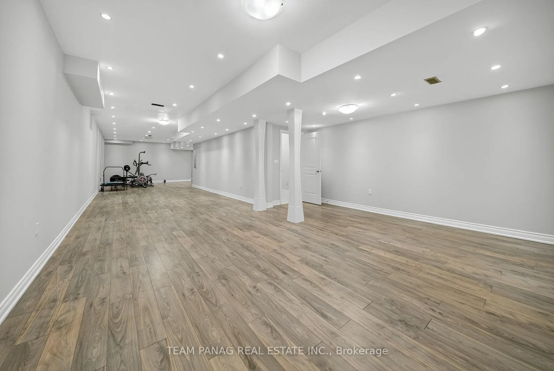 Photo 38 of 71 Nave Street, Vaughan, Kleinburg — HOMEH