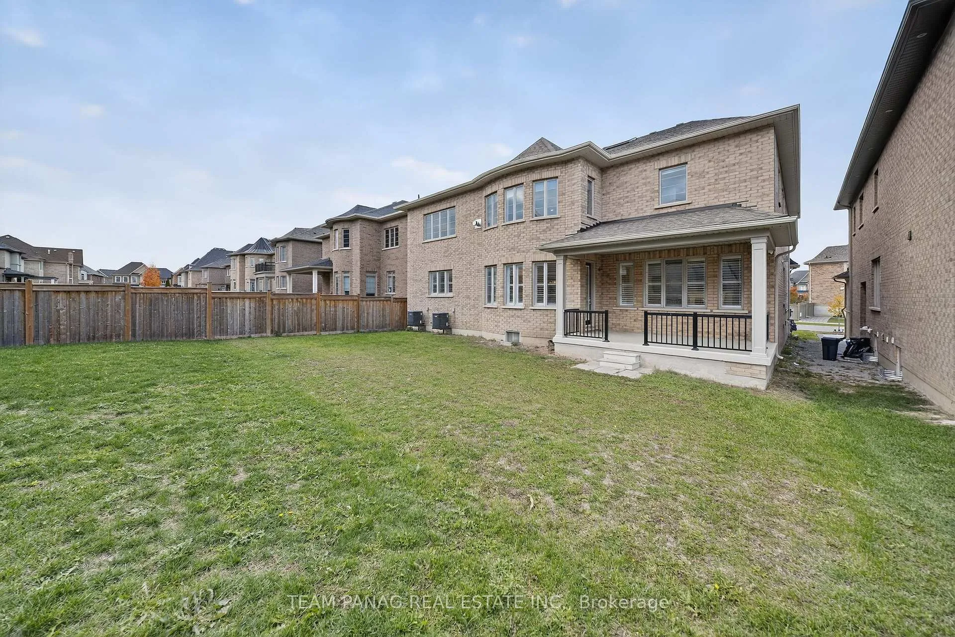 Photo 44 of 71 Nave Street, Vaughan, Kleinburg — HOMEH